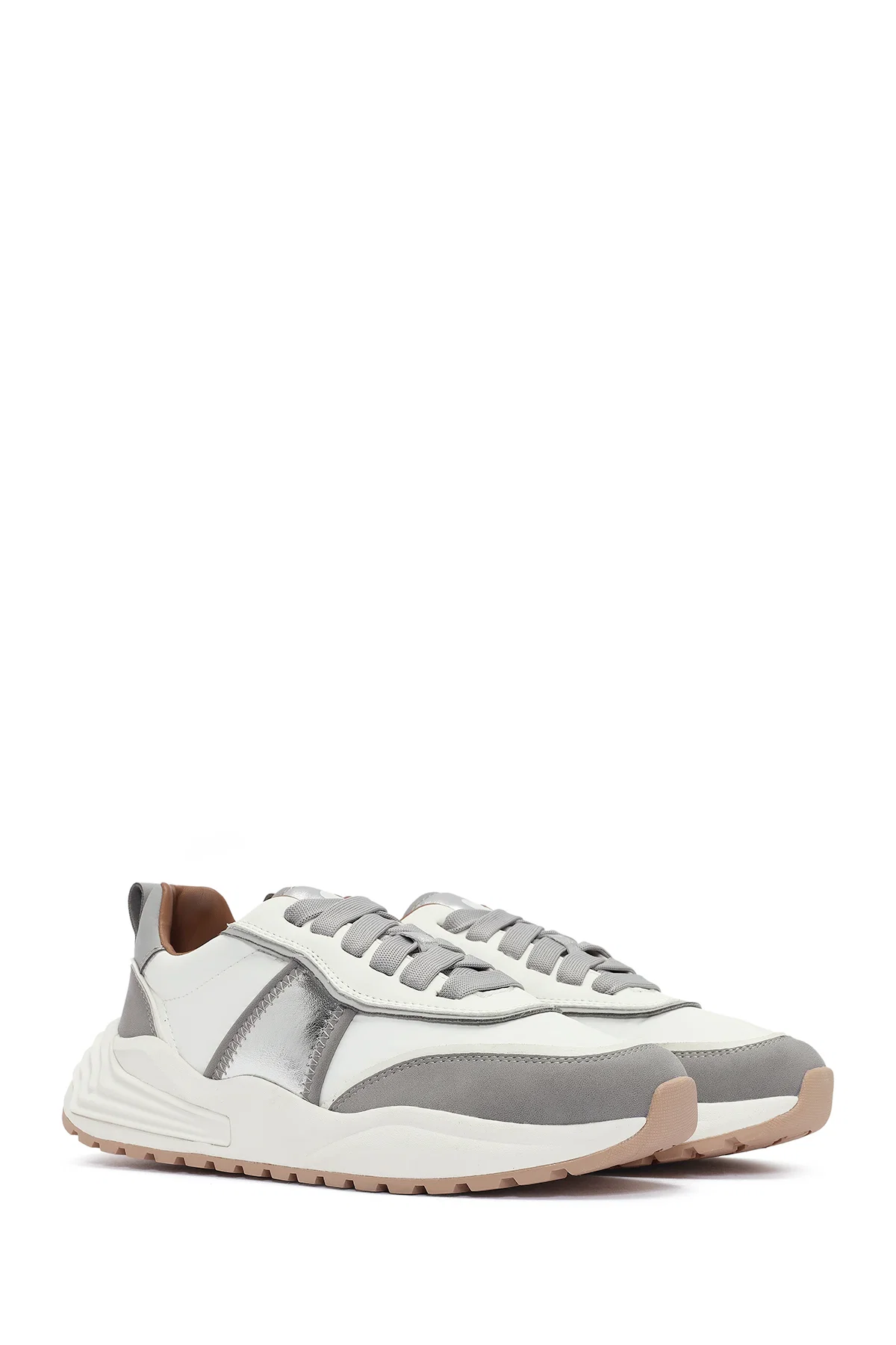 ACBC x DERİMOD Kadın Gri Kalın Tabanlı Bağcıklı Kumaş Sneaker - Image 3
