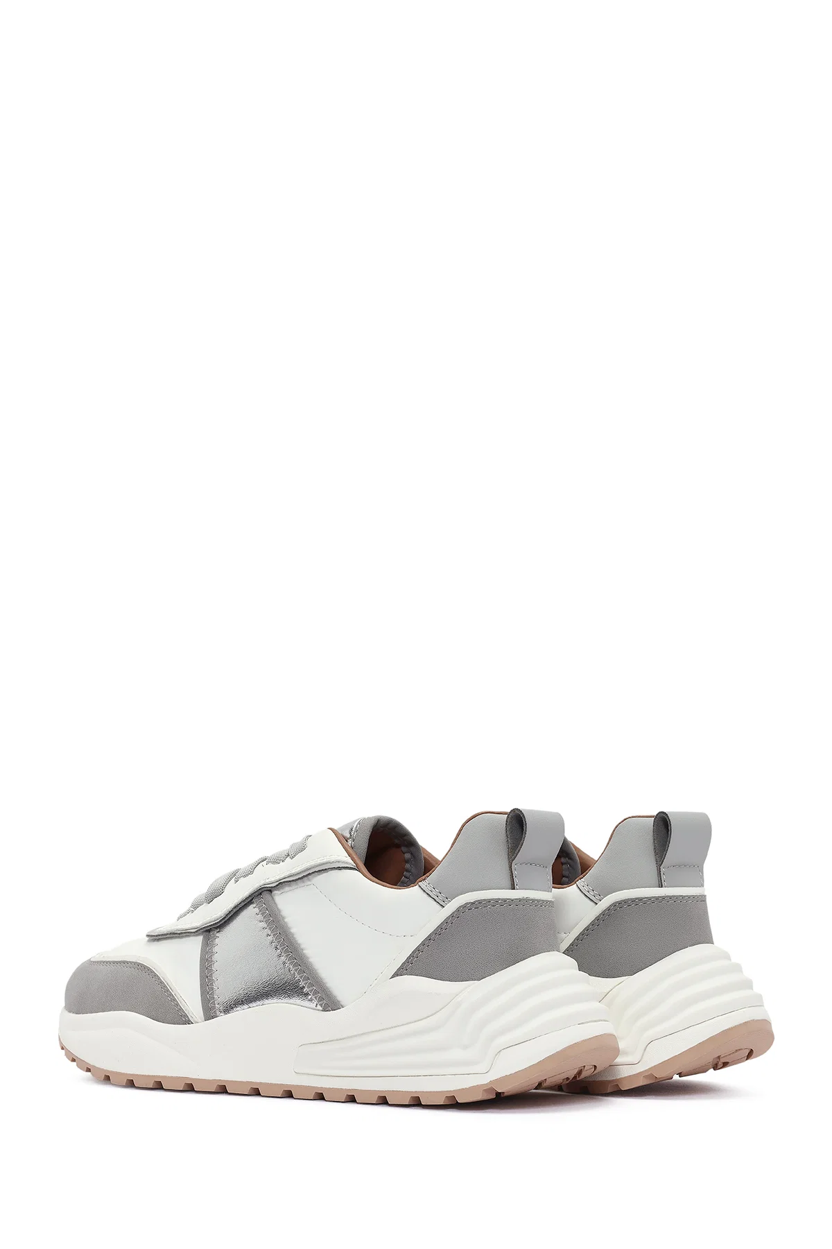ACBC x DERİMOD Kadın Gri Kalın Tabanlı Bağcıklı Kumaş Sneaker - Image 5