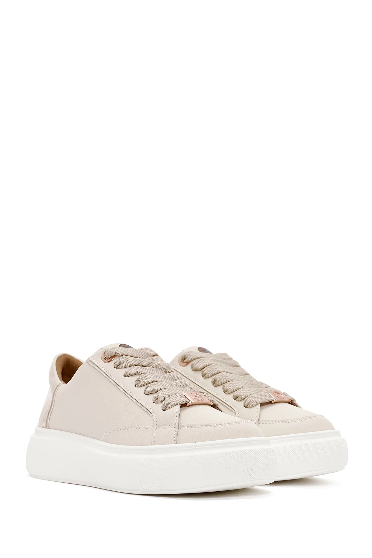 ACBC x Derimod Kadın Krem Bağcıklı Kalın Tabanlı Sneaker - Image 3
