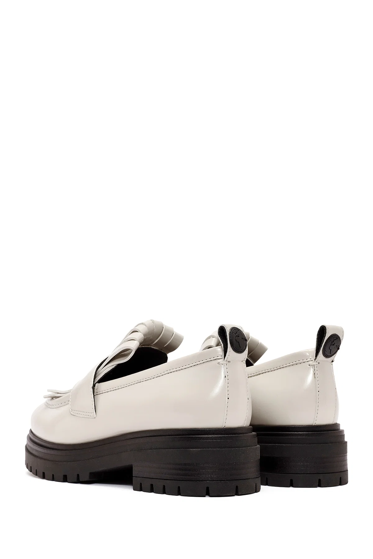 ACBC x Derimod Kadın Krem Kalın Tabanlı Maskülen Loafer - Image 5