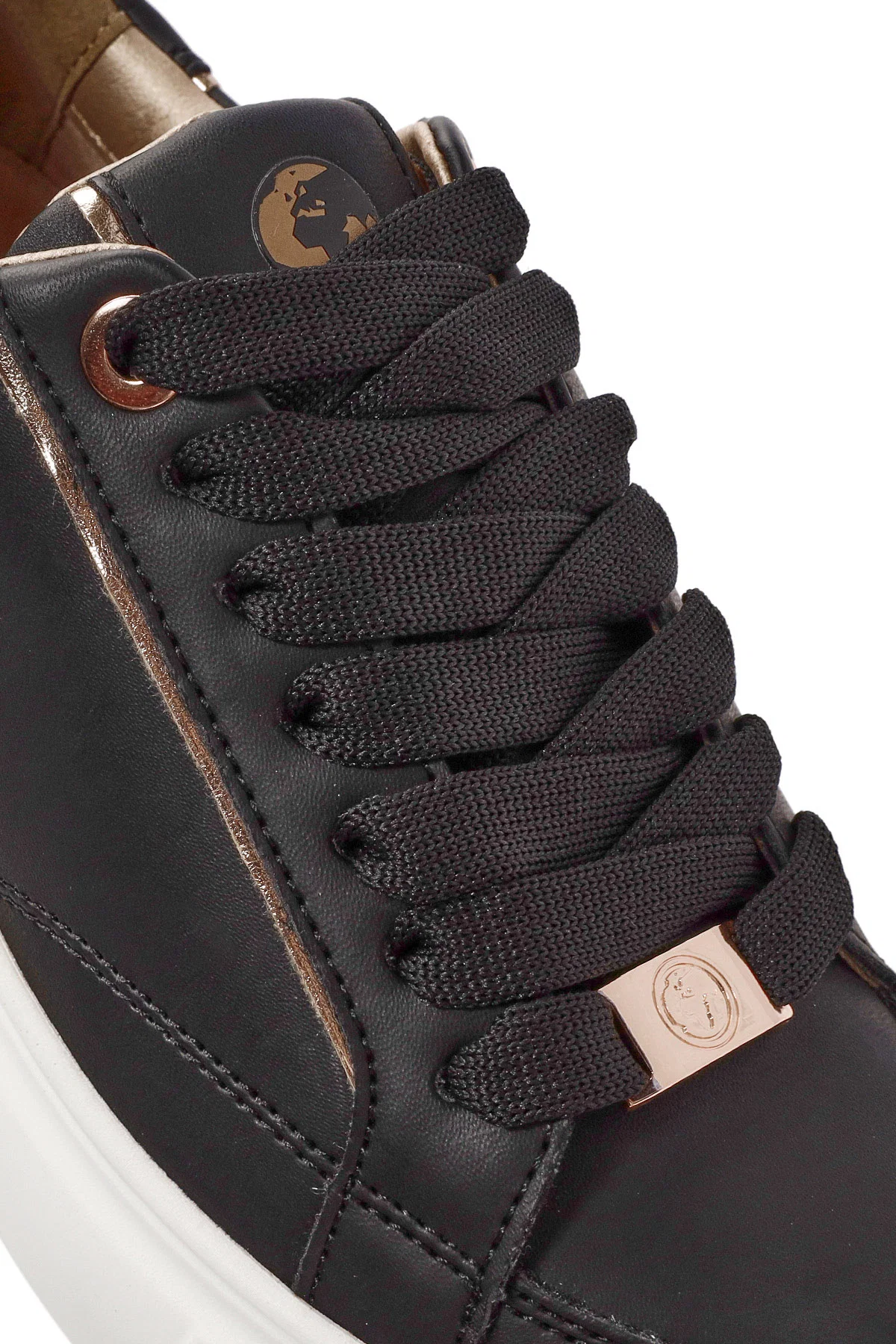 ACBC x Derimod Kadın Siyah Bağcıklı Kalın Tabanlı Sneaker - Image 10
