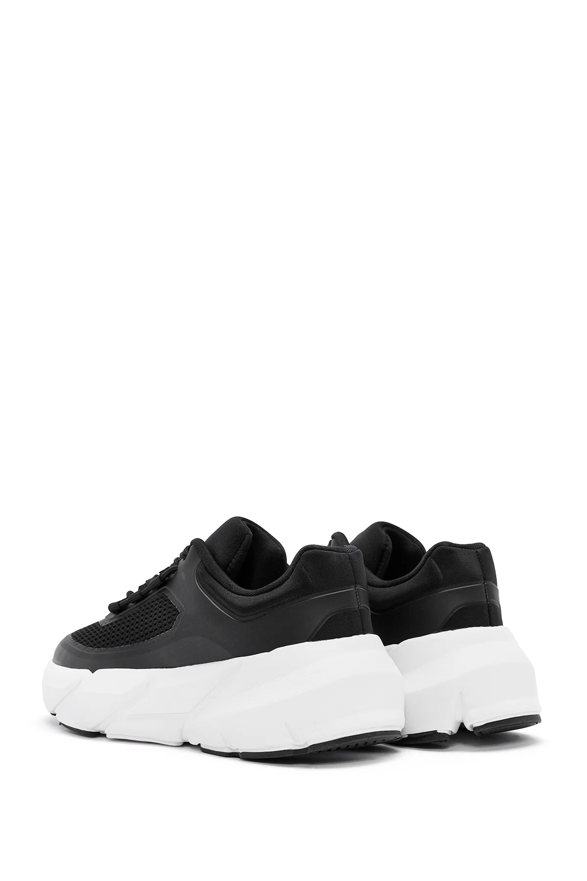 ACBC x Derimod Kadın Siyah Bağcıklı Sneaker - Image 5