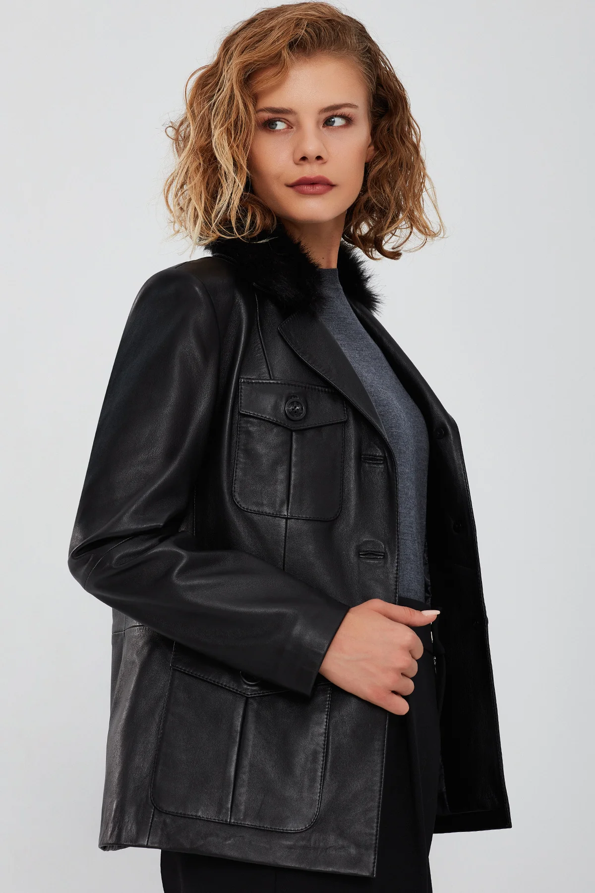 Anais Kadın Siyah Yakası Kürklü Blazer Deri Ceket - Image 2