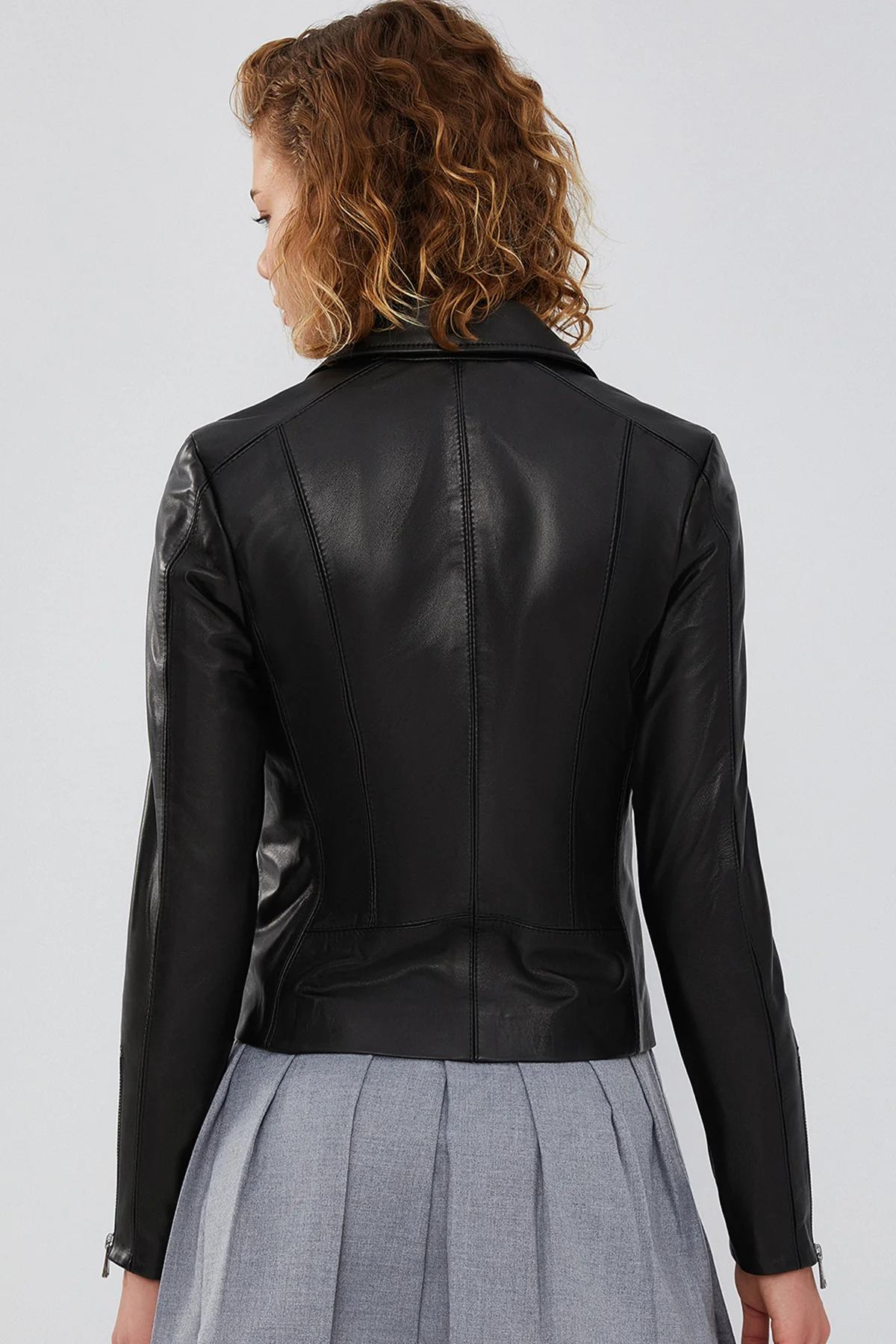 Bella Kadın Siyah Slim-Fit Biker Deri Ceket - Image 4
