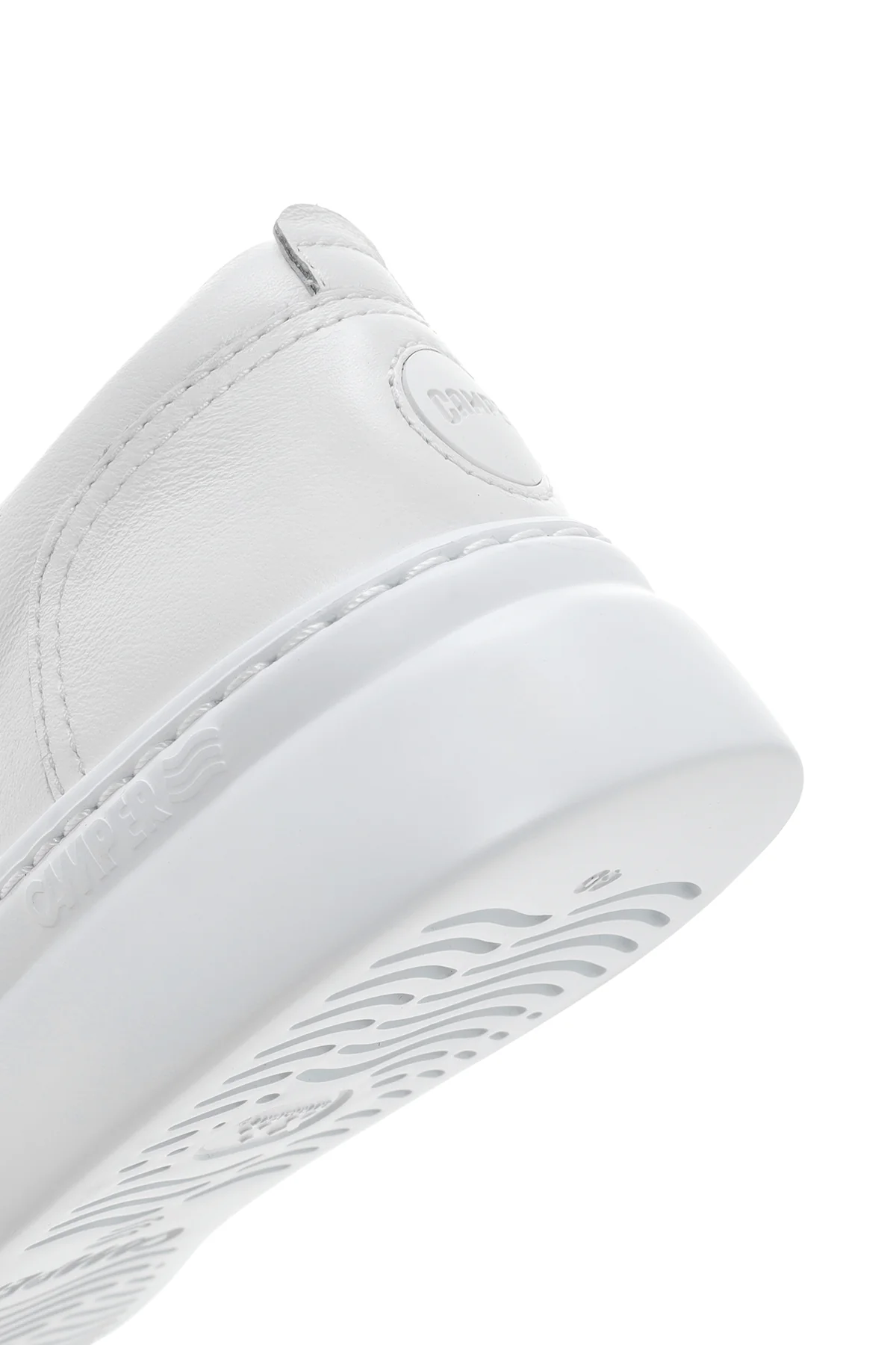 Camper Kadın Beyaz Runner Up Deri Sneaker - Image 9