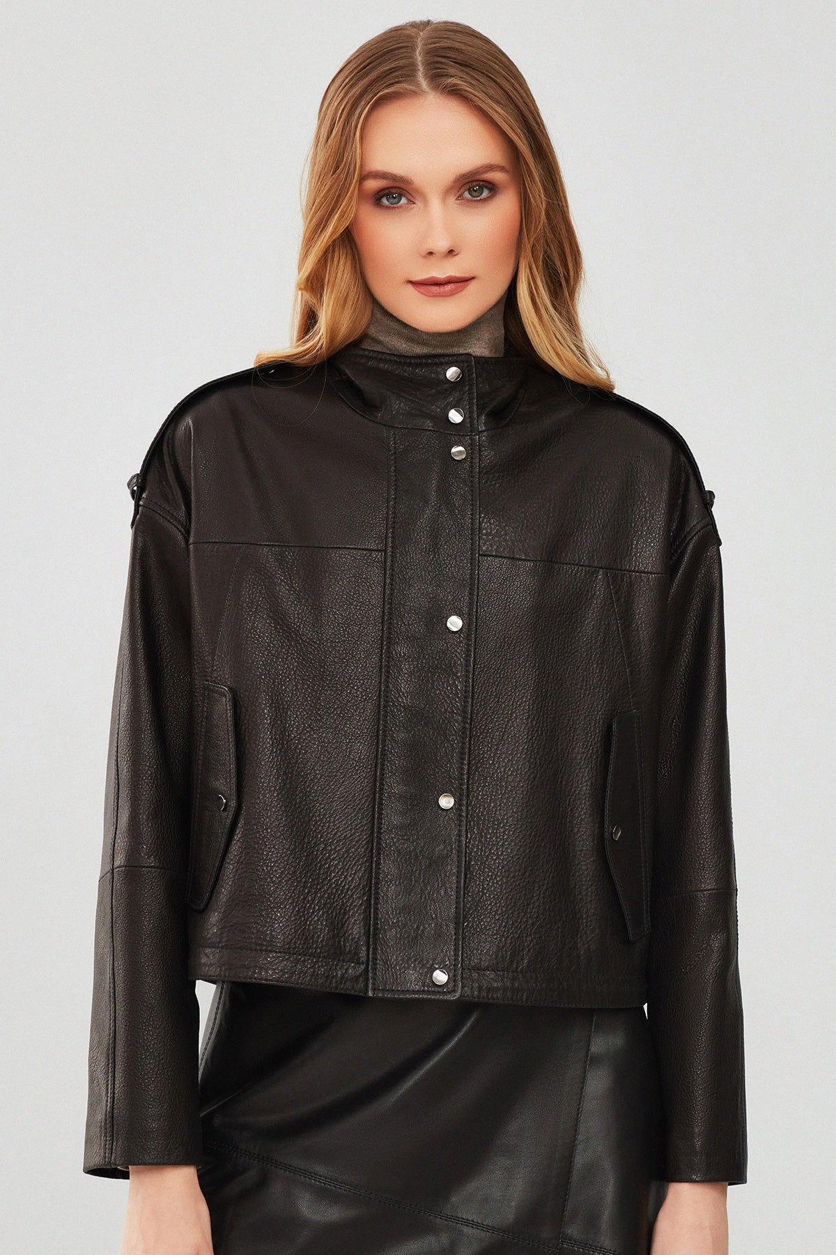 Cassy Kadın Siyah Oversize Deri Ceket - Image 2
