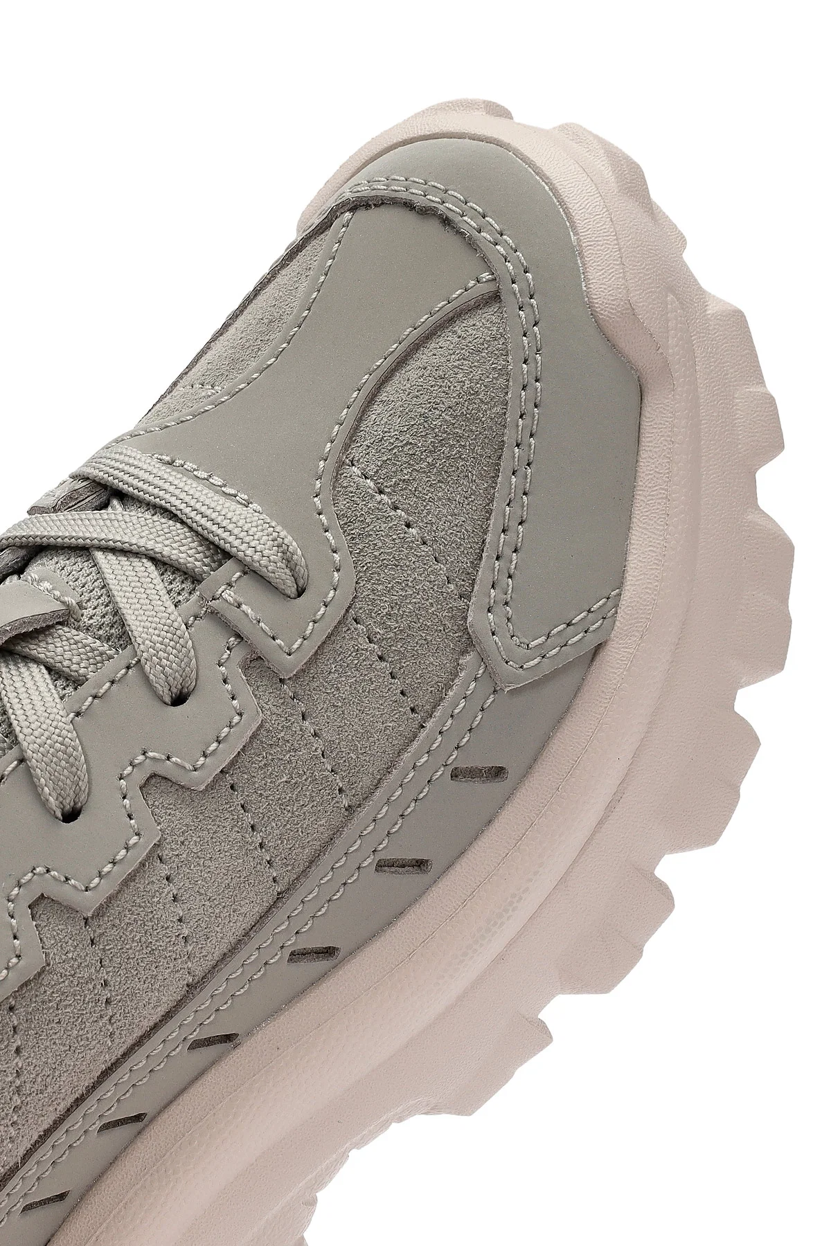 Caterpillar Kadın Gri İntruder Essential Bağcıklı Süet Deri Sneaker - Image 9