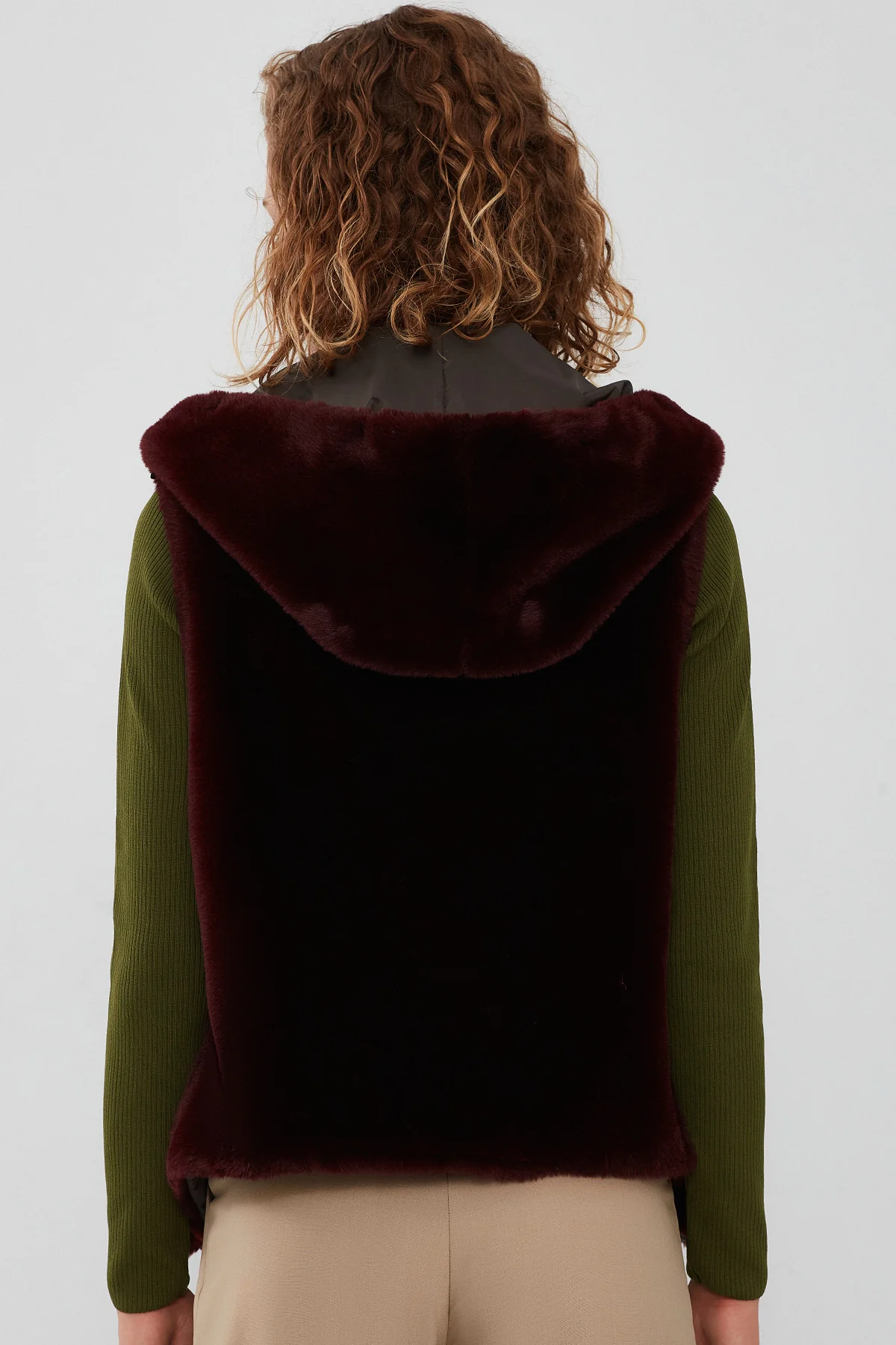 Celine Kadın Yeşil Kapüşonlu Kürklü Parka - Image 7