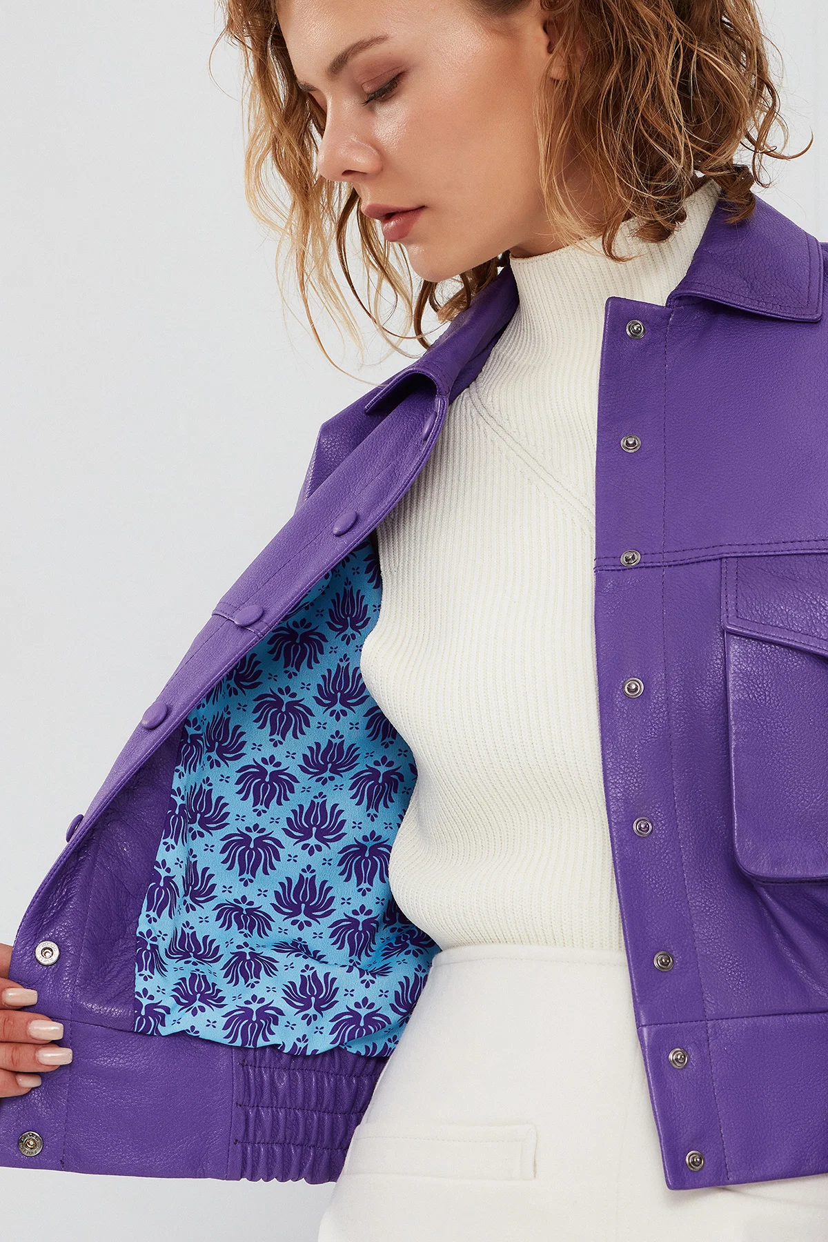 Chloe Kadın Mor Oversize Deri Ceket - Image 9