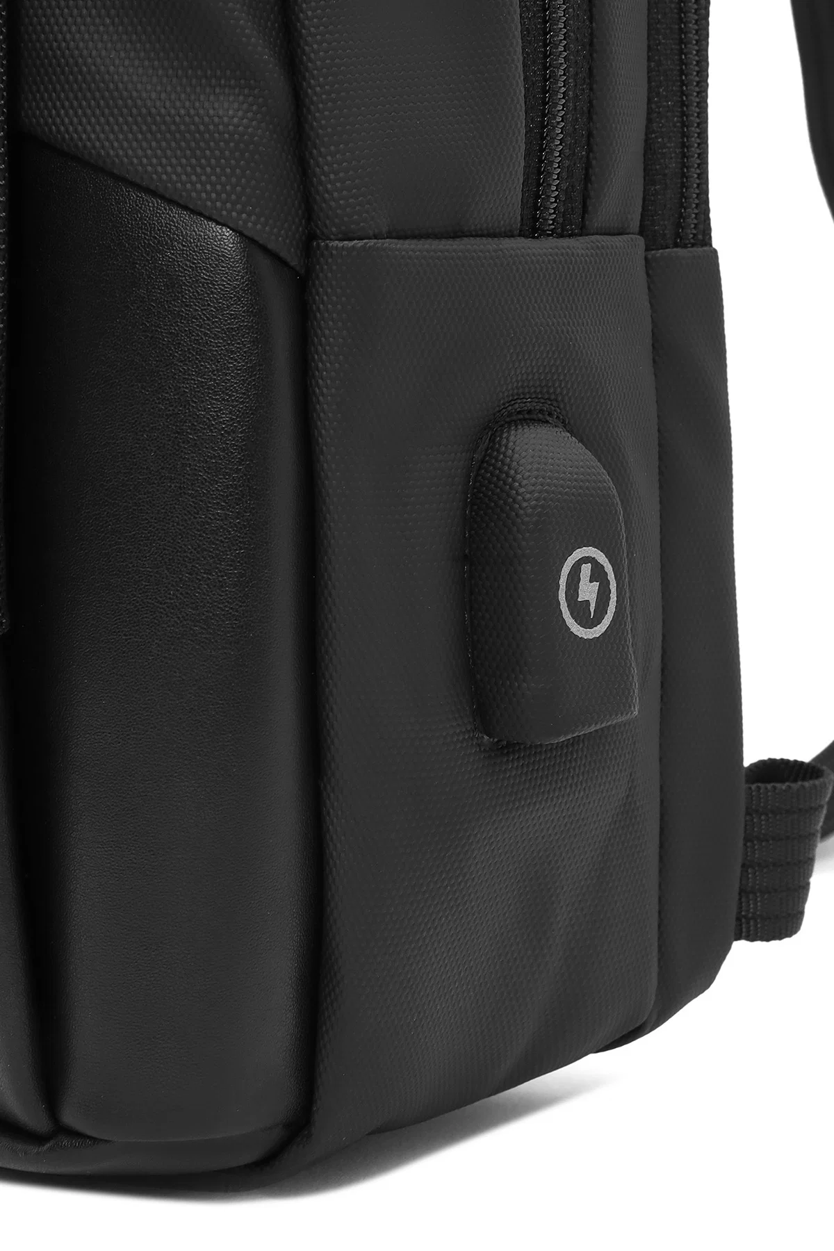 D-Pack Erkek Siyah Teknolojik Sırt Çantası - Image 6