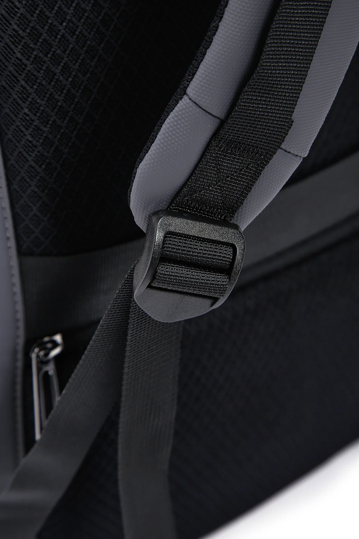 D-Pack Unisex Gri Teknolojik Kumaş Hardcase Sırt Çantası - Image 10