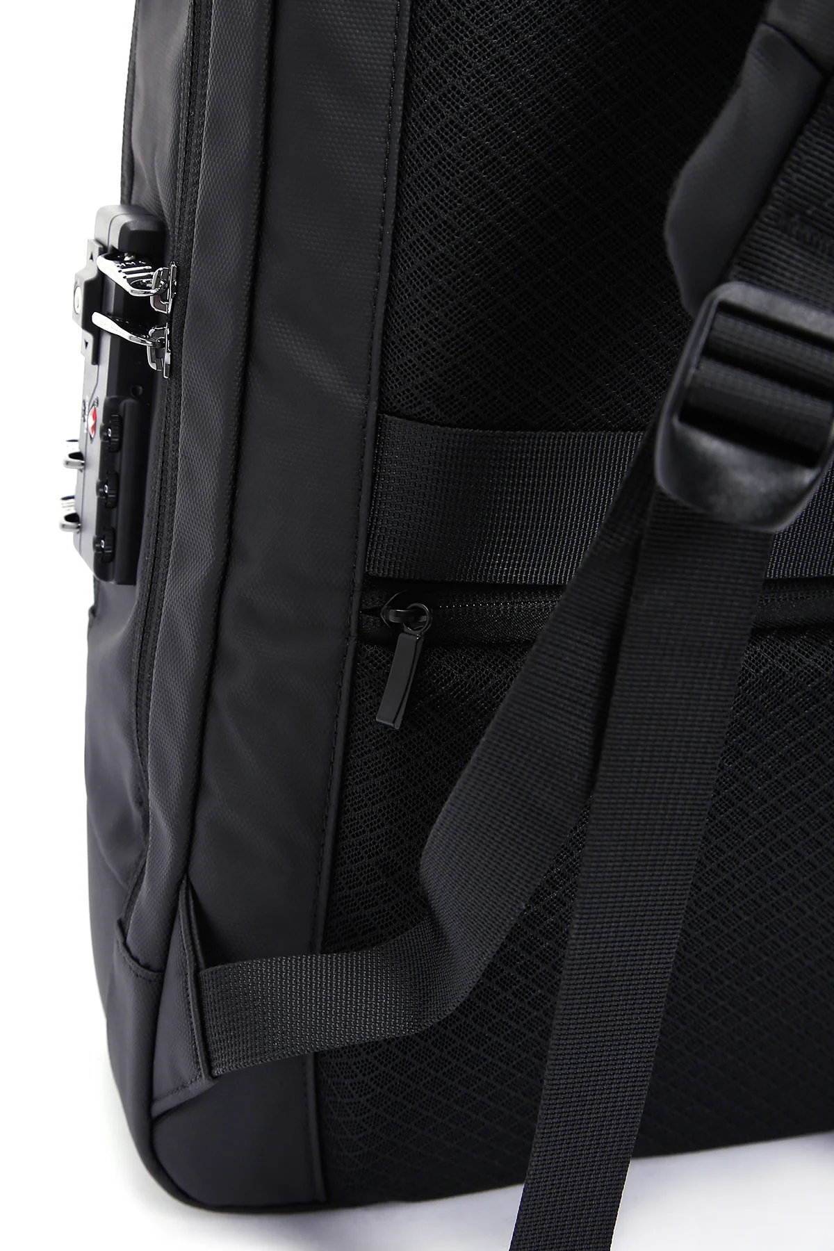 D-Pack Unisex Siyah Teknolojik Hardcase Sırt Çantası - Image 11