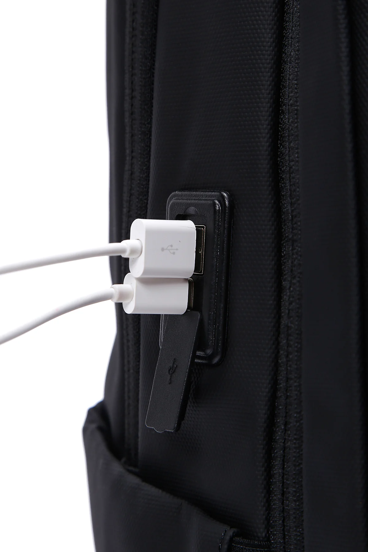 D-Pack Unisex Siyah Teknolojik Kumaş Hardcase Sırt Çantası - Image 12