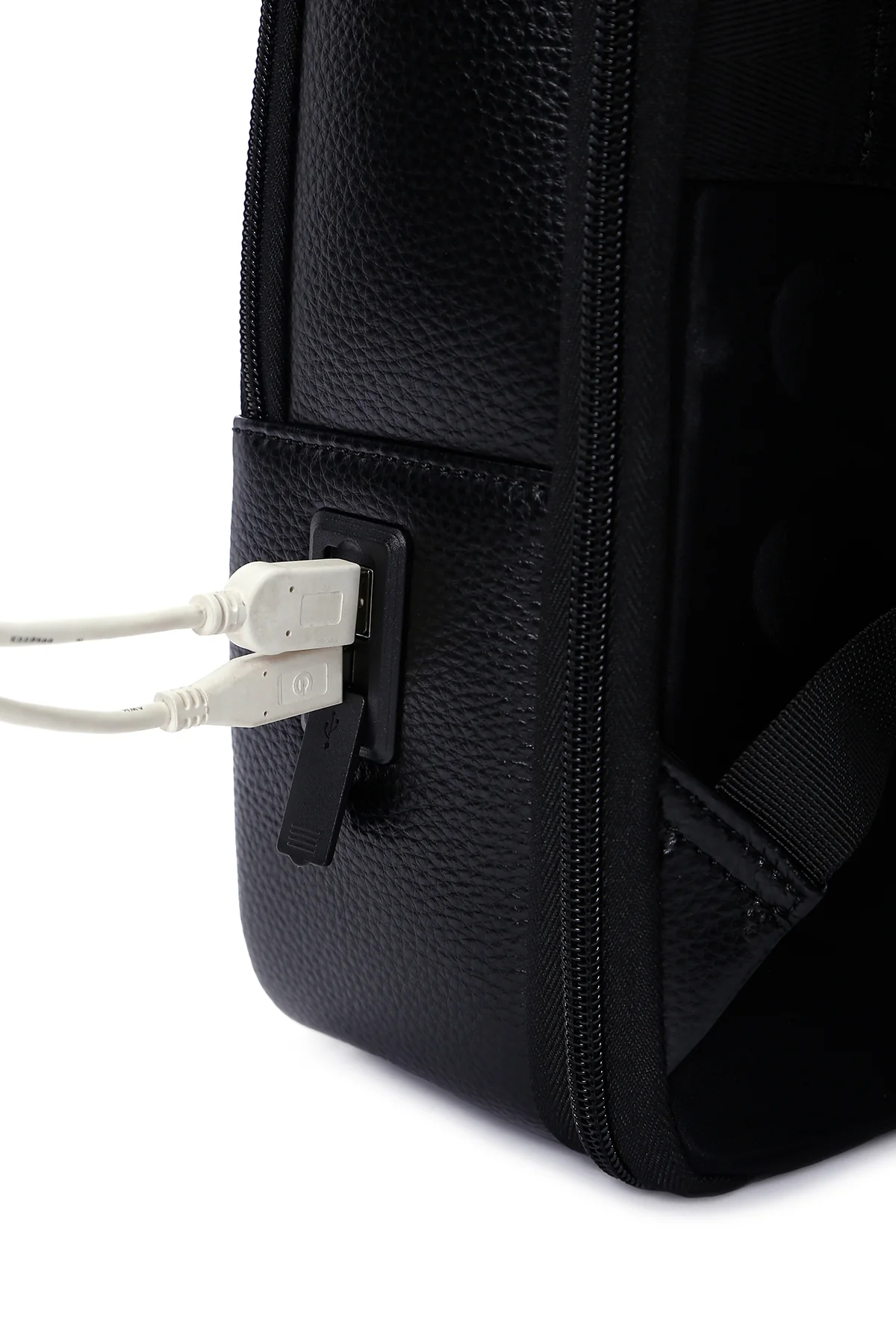 D-Pack Unisex Siyah Teknolojik Sırt Çantası - Image 11