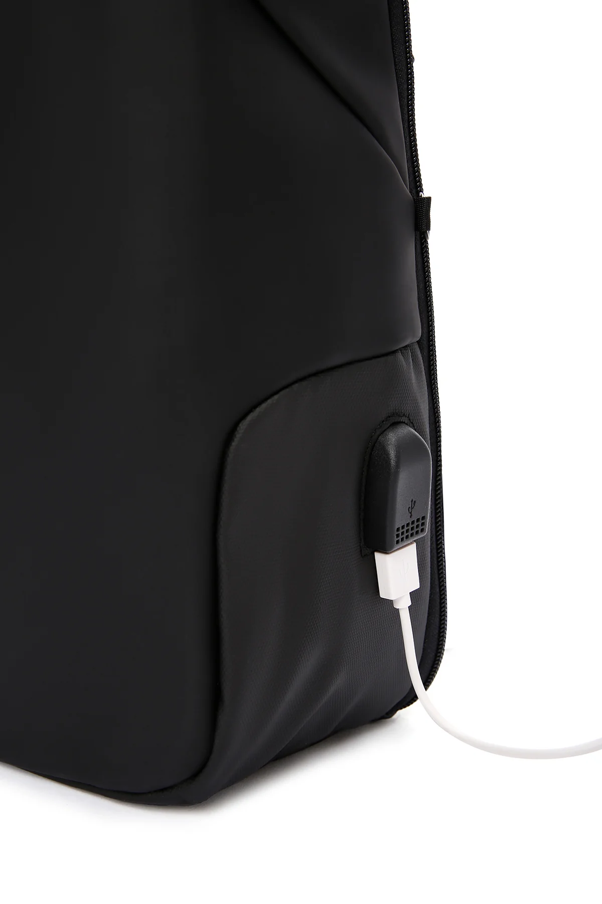 D-Pack Unisex Siyah Teknolojik Sırt Çantası - Image 9