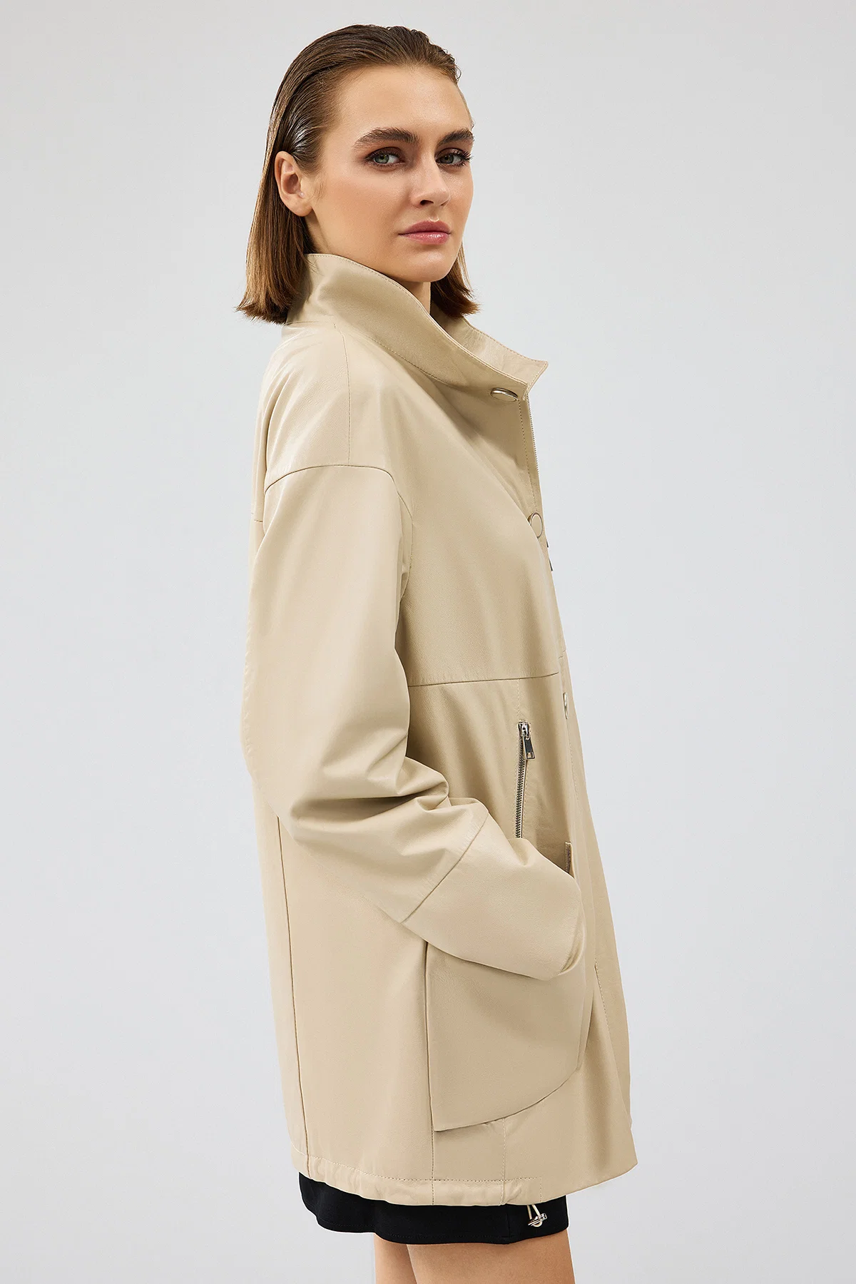 Dalida Kadın Krem Oversize Deri Ceket - Image 4
