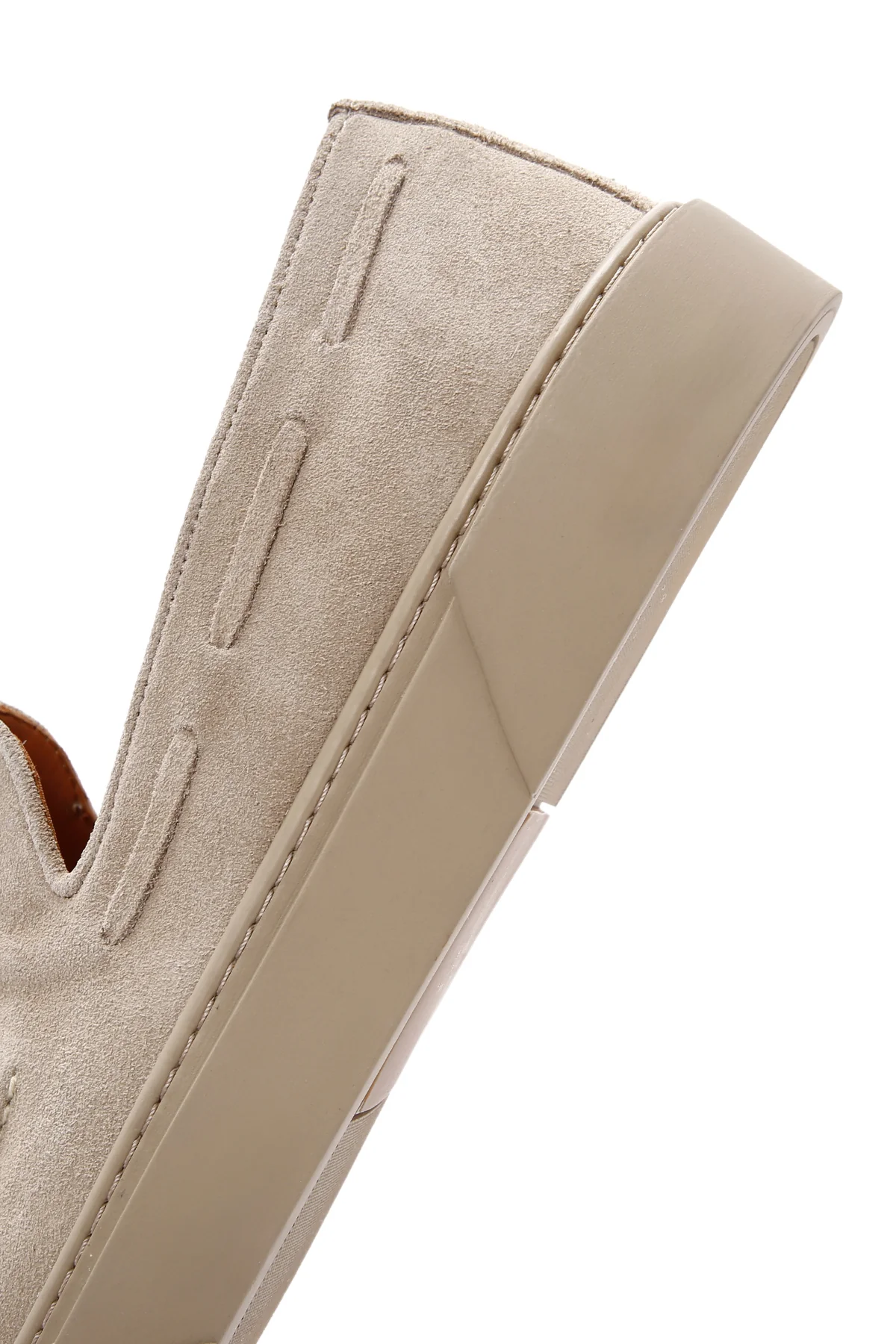 Derimod Fly Erkek Bej Süet Deri Casual Loafer - Image 9