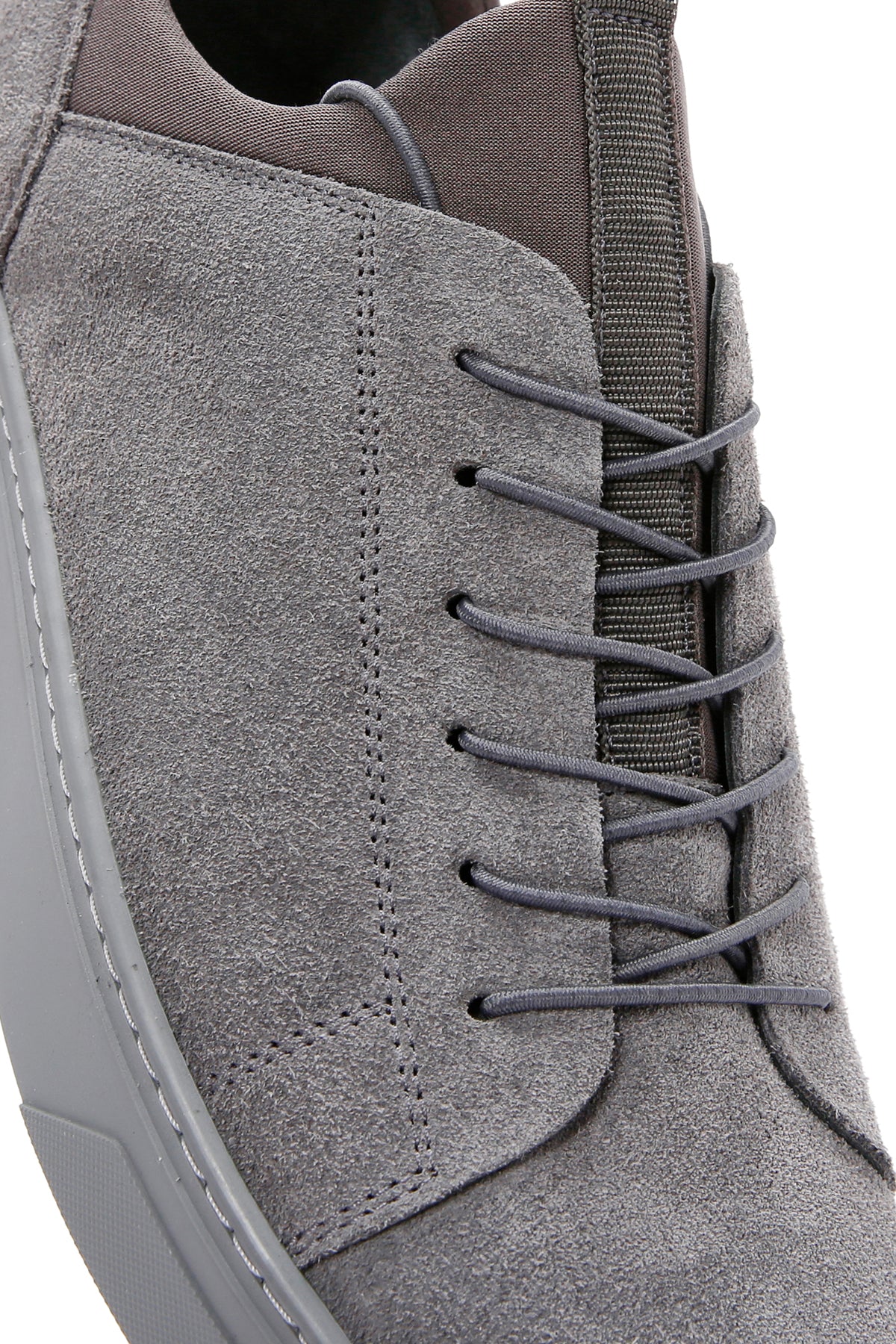 Derimod Fly Erkek Gri Bağcıklı Süet Deri Sneaker - Image 12