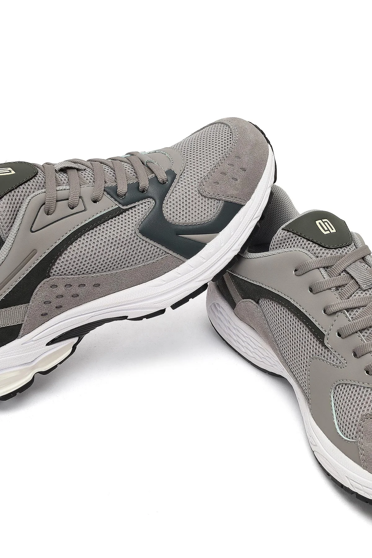 Derimod Studio Erkek Gri Bağcıklı Kalın Tabanlı Sneaker - Image 11