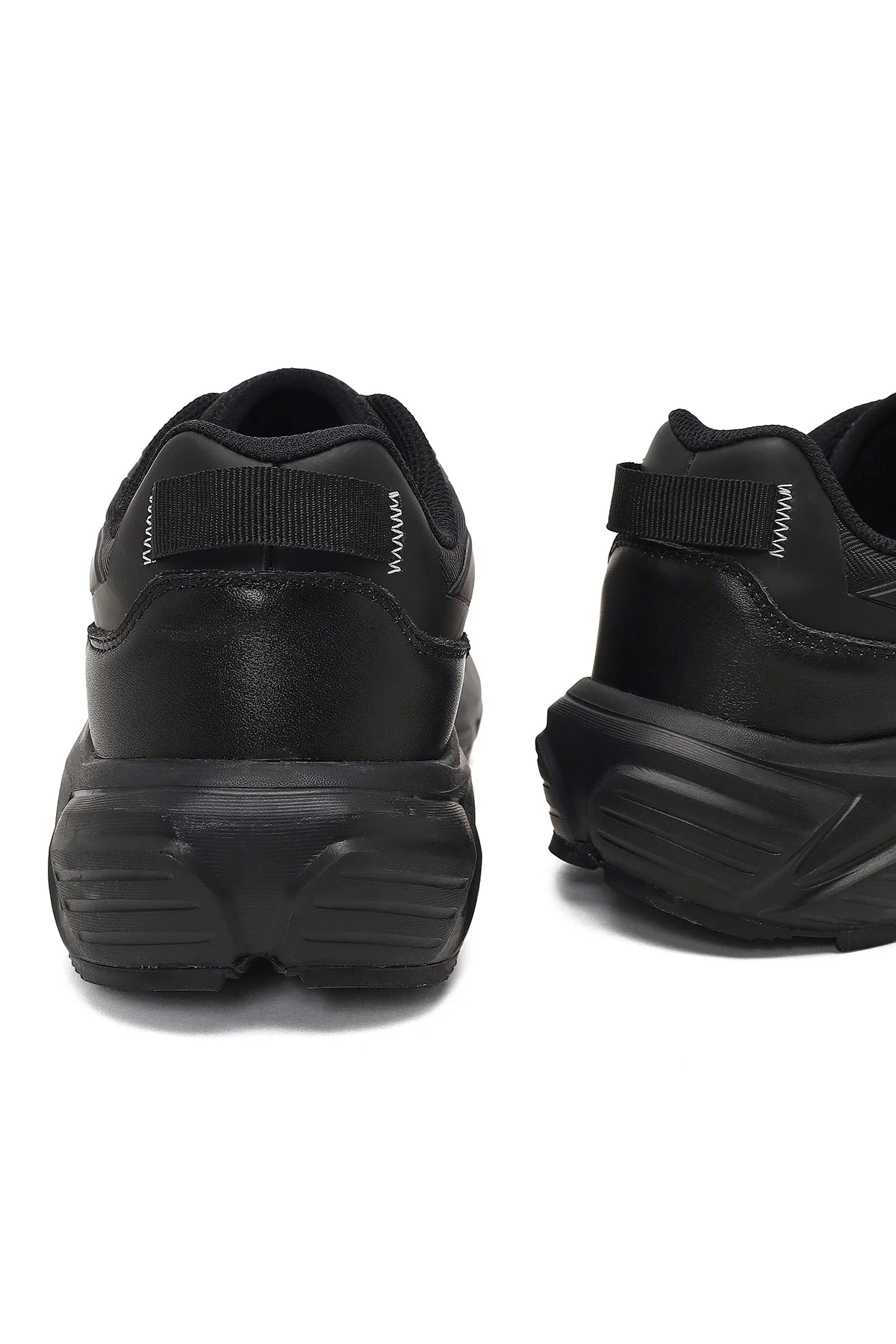 Derimod Studio Erkek Siyah Bağcıklı Kalın Tabanlı Sneaker - Image 9
