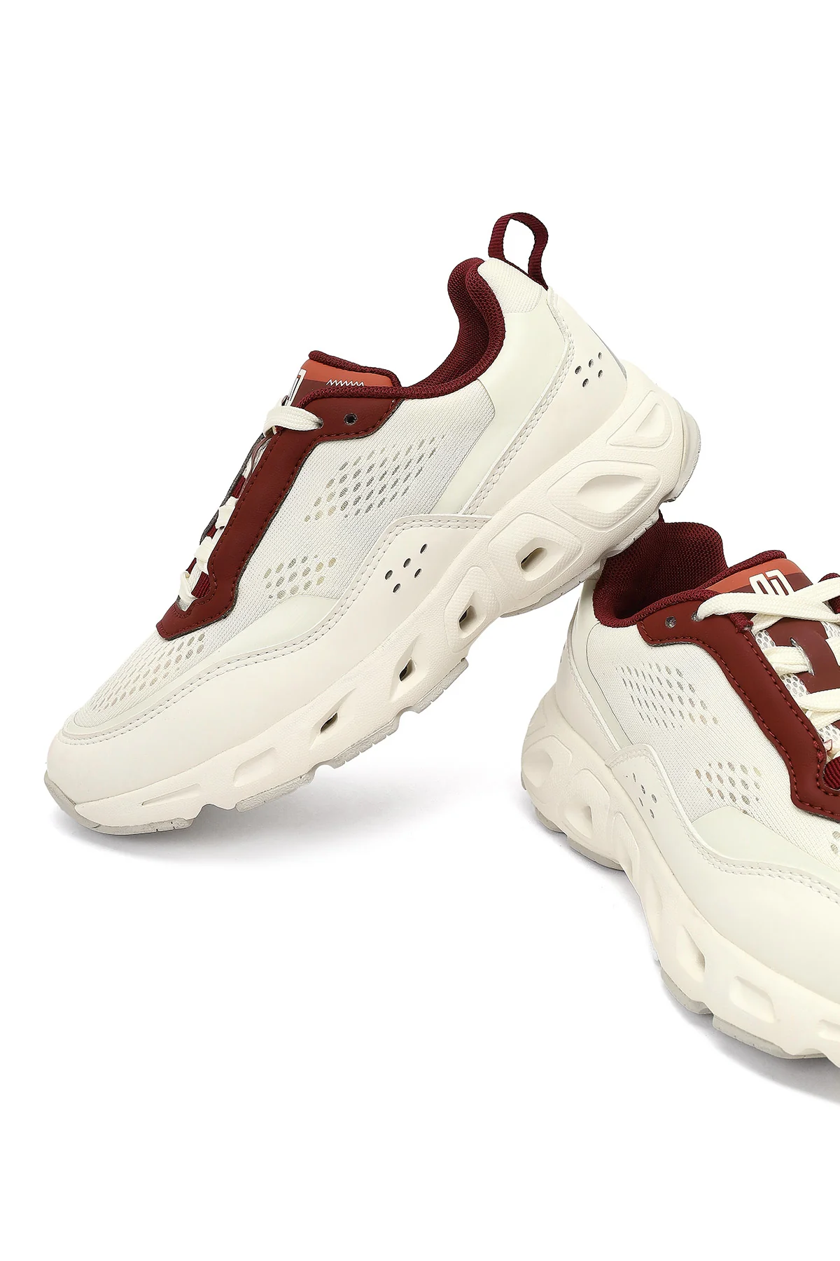 Derimod Studio Kadın Beyaz Bağcıklı Kalın Tabanlı Sneaker - Image 10