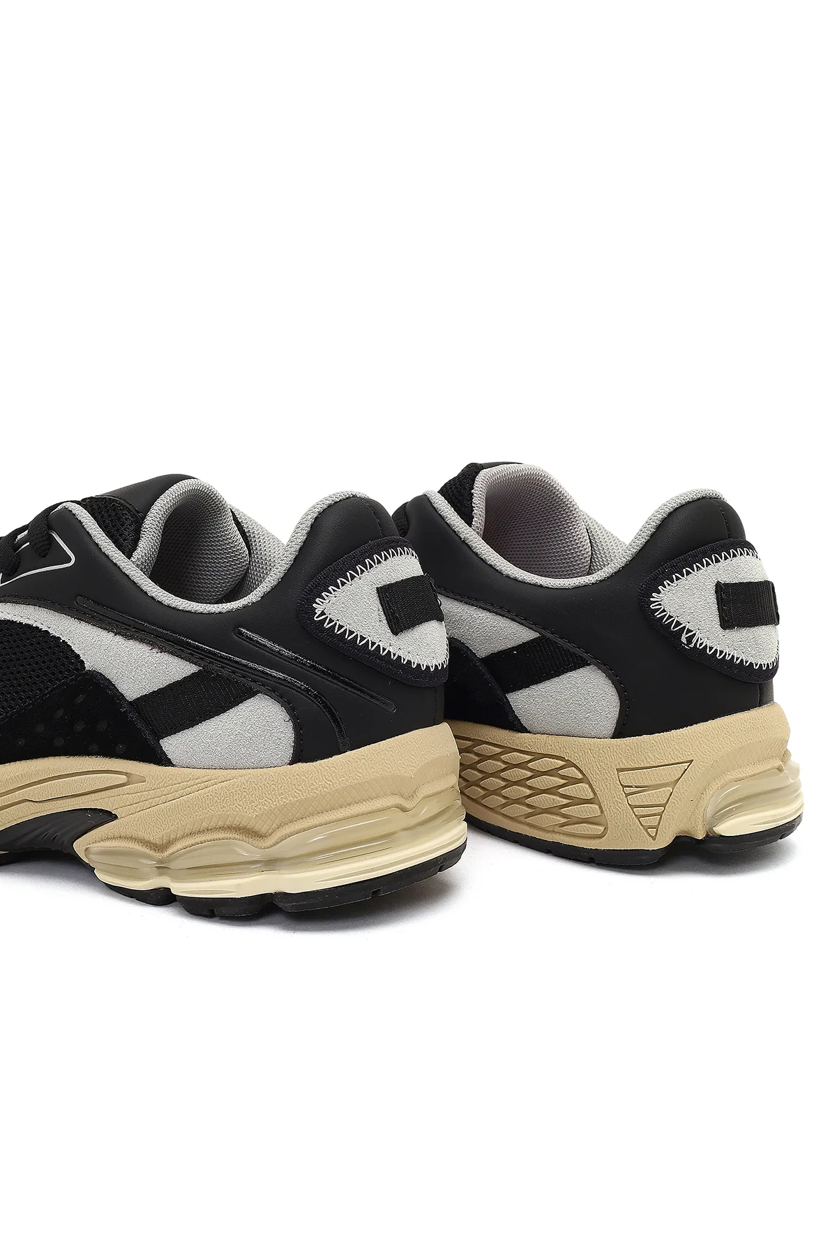 Derimod Studio Kadın Siyah Bağcıklı Kalın Tabanlı Sneaker - Image 10