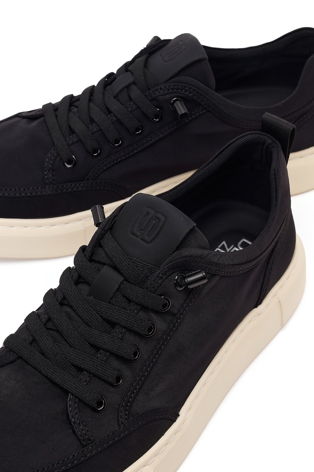 Derimod Zero Erkek Siyah Bağcıklı Kumaş Sneaker - Image 10