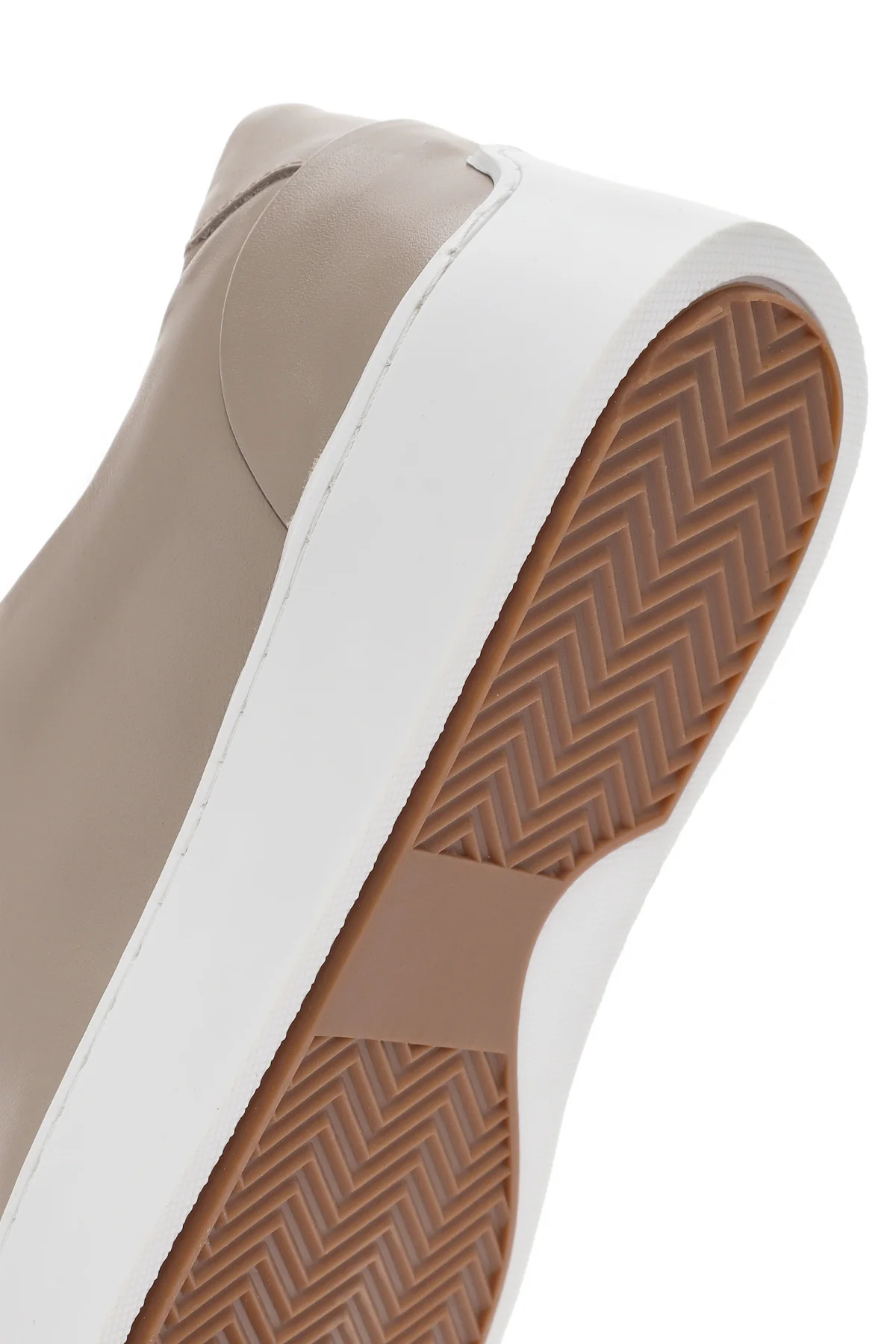 Erkek Bej Bağcıklı Deri Sneaker - Image 8