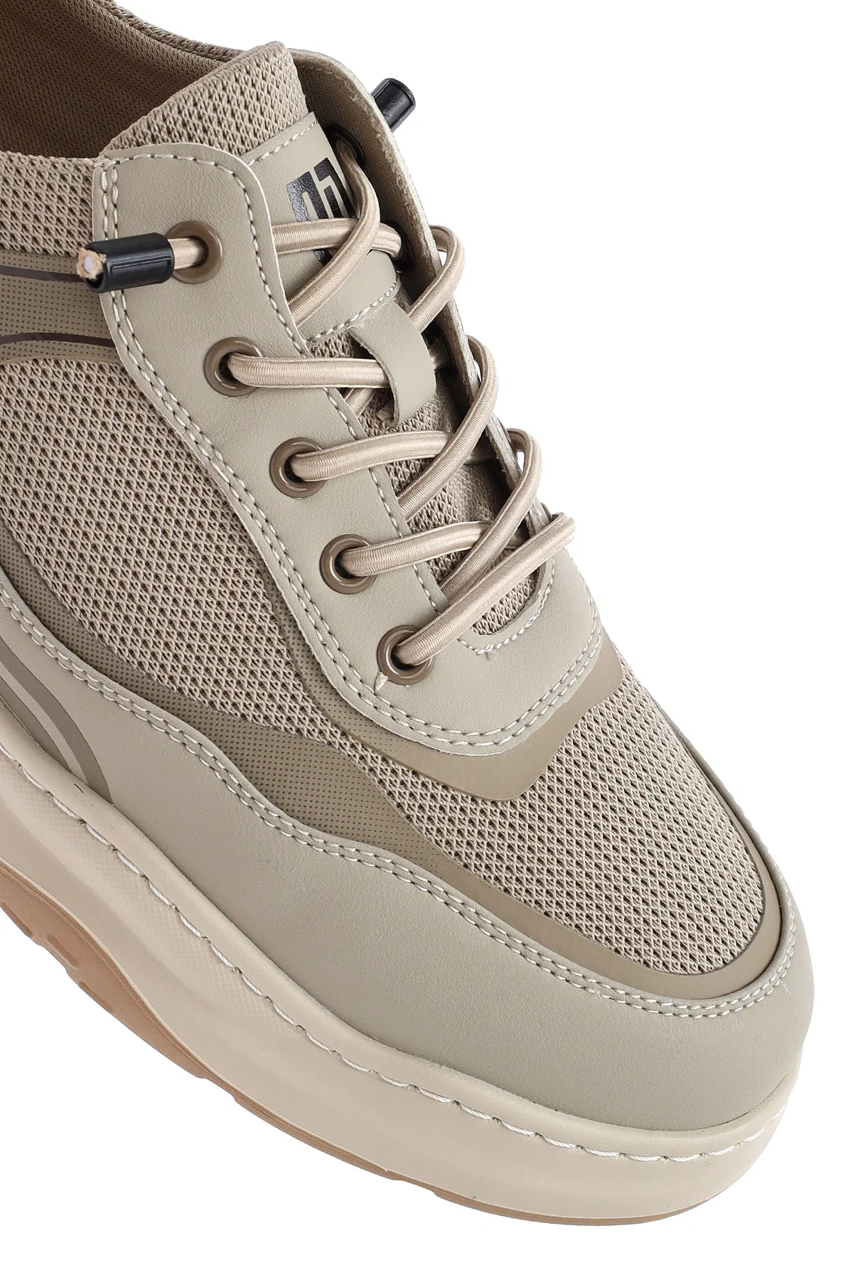 Erkek Bej Bağcıklı Deri Sneaker - Image 9