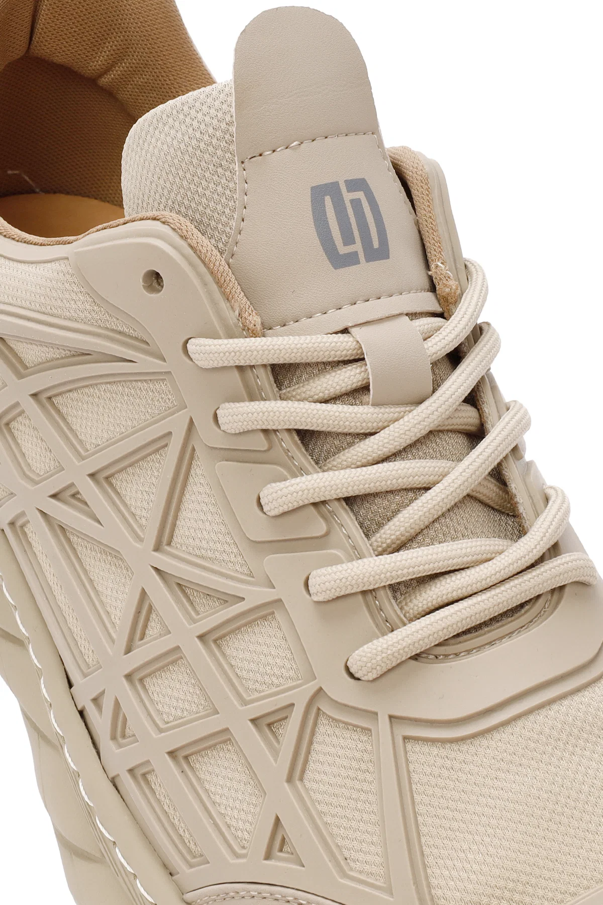 Erkek Bej Bağcıklı Kalın Tabanlı Kumaş Sneaker - Image 9