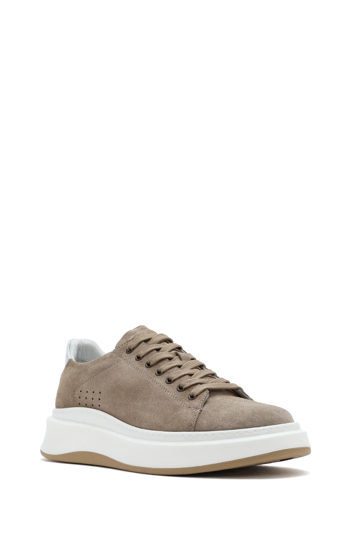 Erkek Bej Bağcıklı Kalın Tabanlı Nubuk Deri Sneaker - Image 6