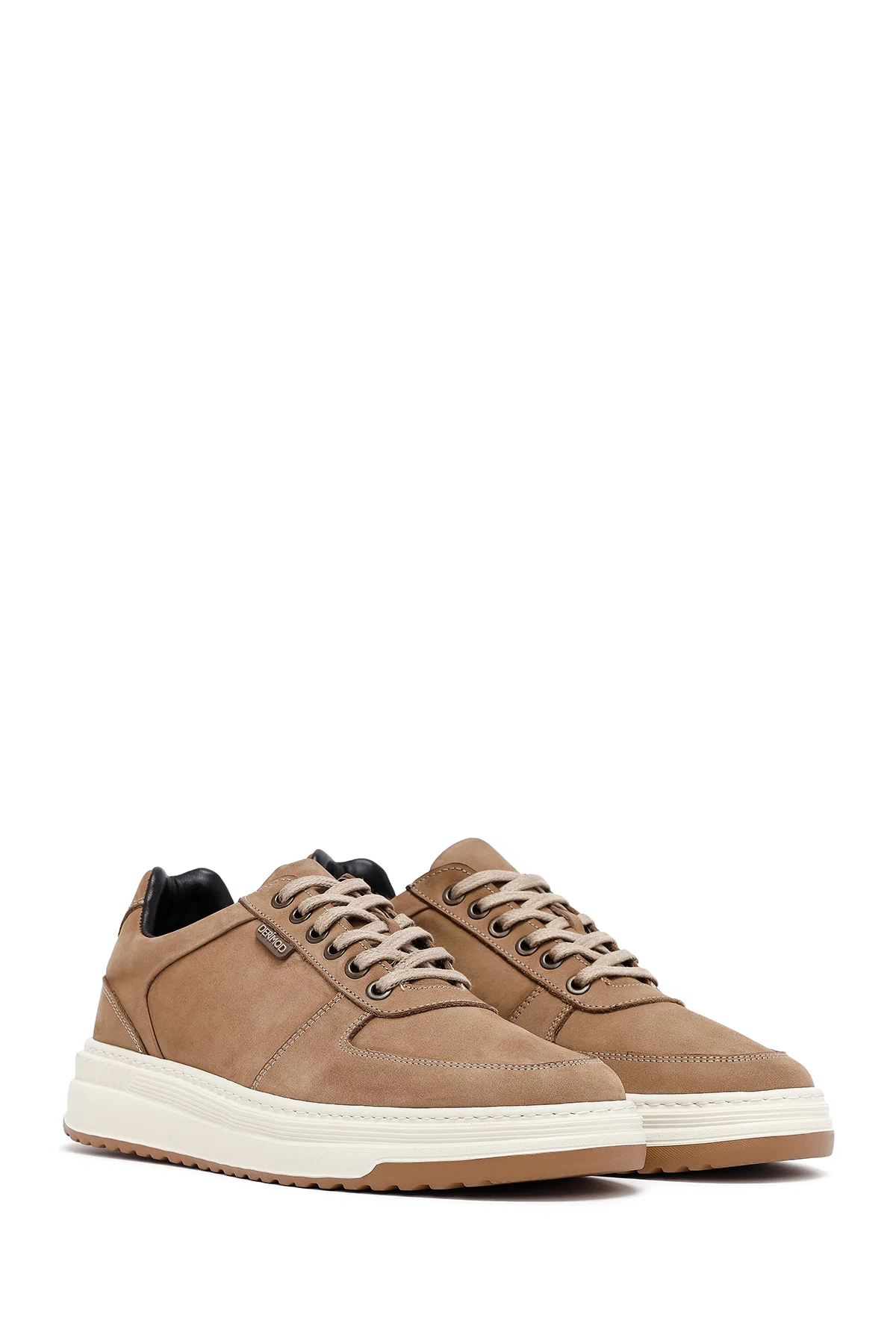 Erkek Bej Bağcıklı Kalın Tabanlı Nubuk Deri Sneaker - Image 3