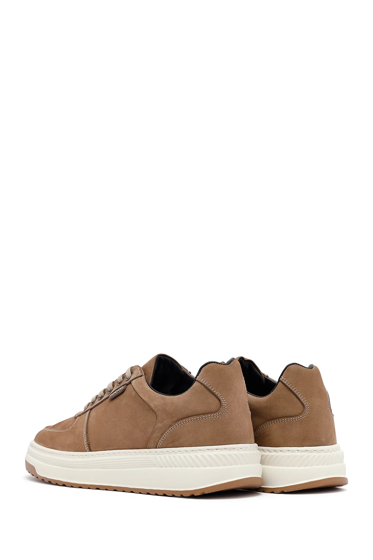 Erkek Bej Bağcıklı Kalın Tabanlı Nubuk Deri Sneaker - Image 5