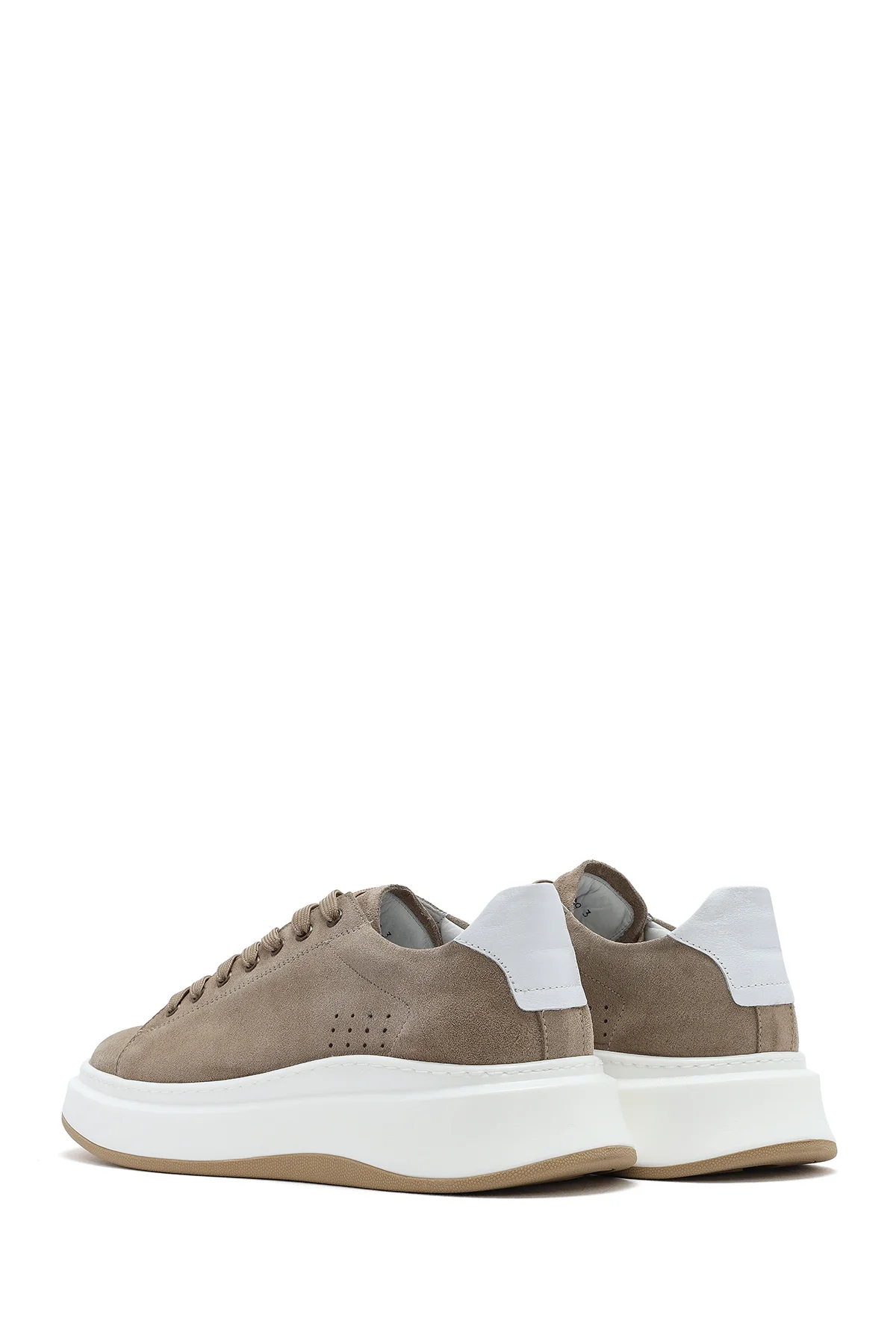 Erkek Bej Bağcıklı Kalın Tabanlı Nubuk Deri Sneaker - Image 6