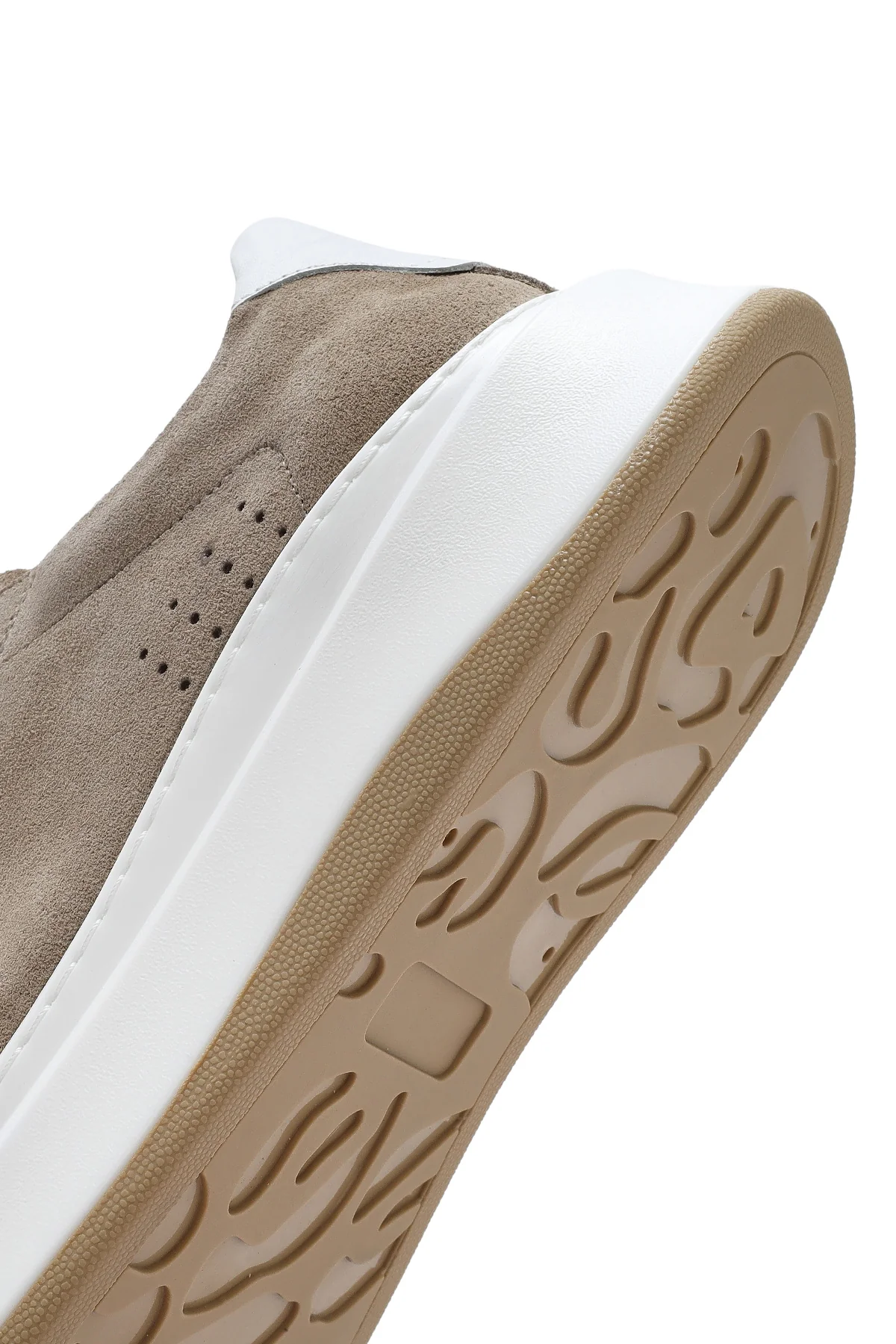 Erkek Bej Bağcıklı Kalın Tabanlı Nubuk Deri Sneaker - Image 8