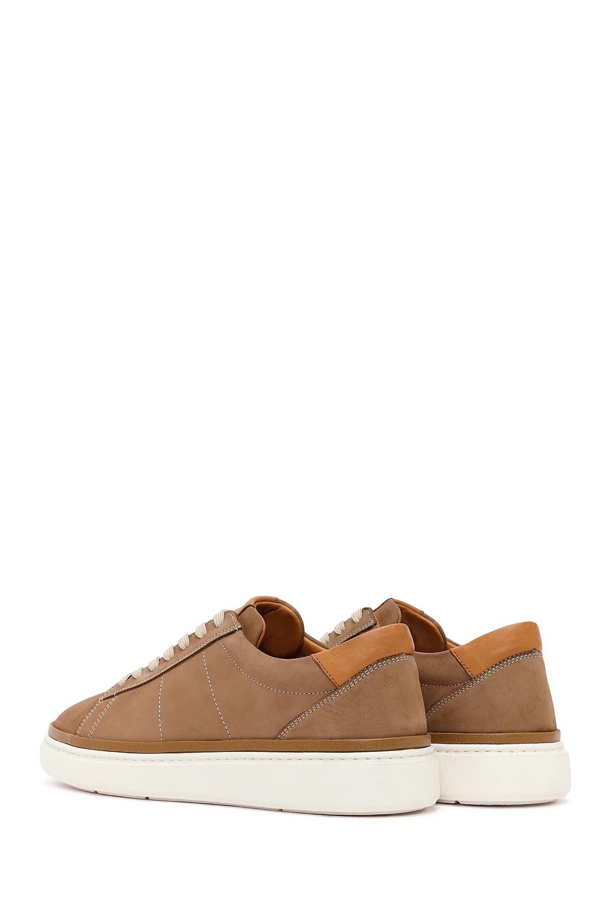 Erkek Bej Bağcıklı Kalın Tabanlı Nubuk Deri Sneaker - Image 6