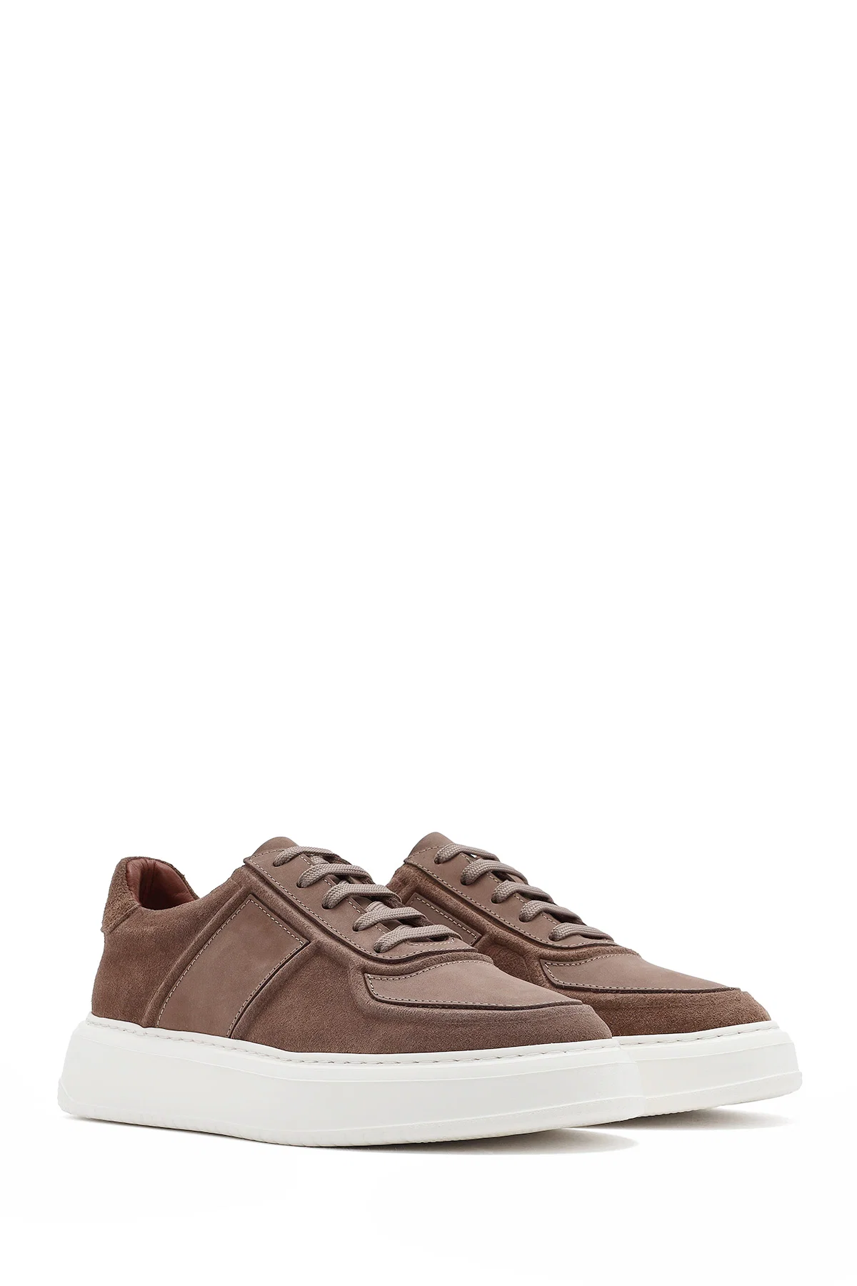 Erkek Bej Bağcıklı Kalın Tabanlı Süet Deri Sneaker - Image 3