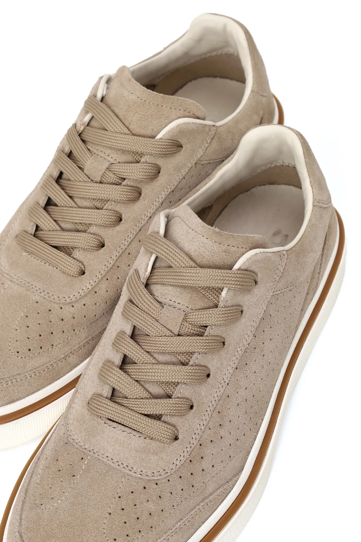 Erkek Bej Bağcıklı Kalın Tabanlı Süet Deri Sneaker - Image 10