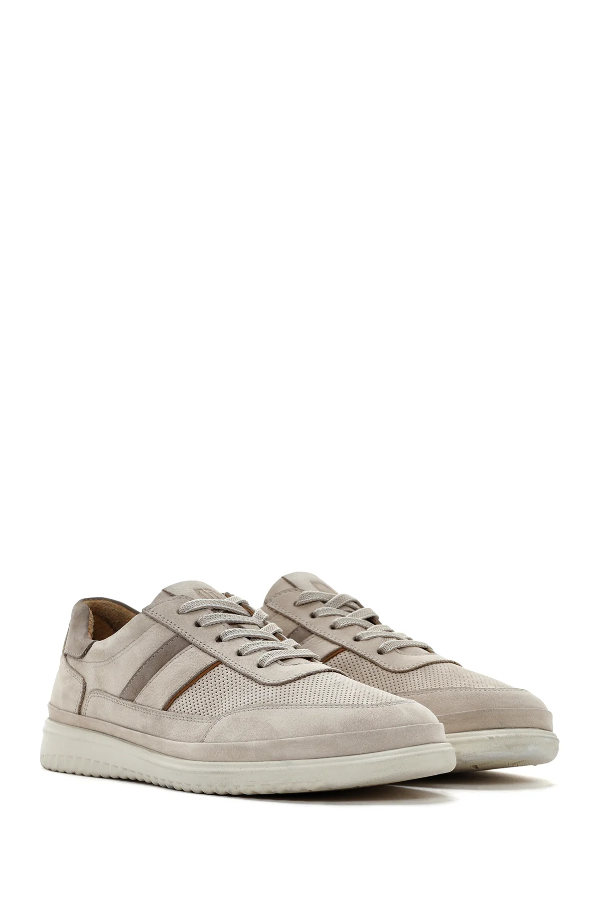 Erkek Bej Bağcıklı Nubuk Deri Sneaker - Image 3