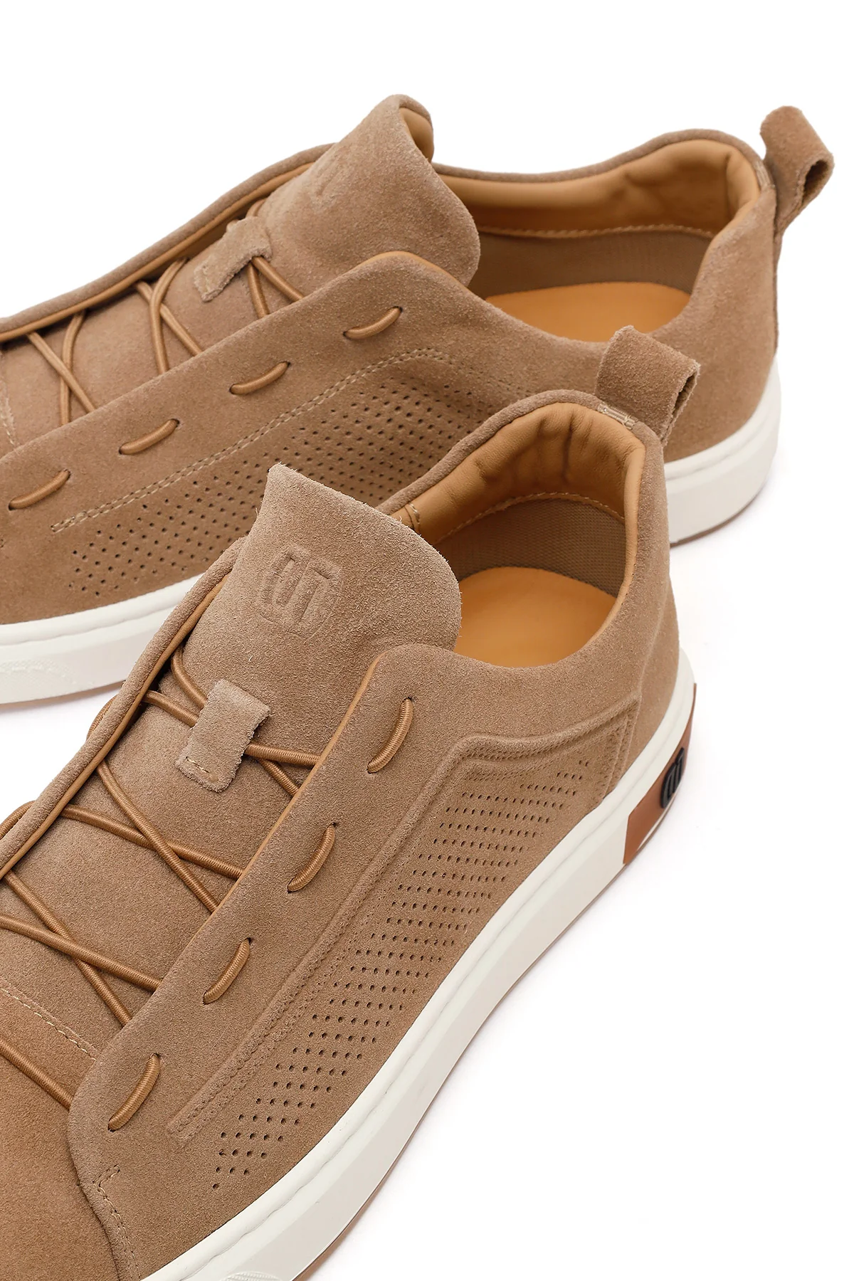Erkek Bej Bağcıklı Süet Deri Sneaker - Image 10