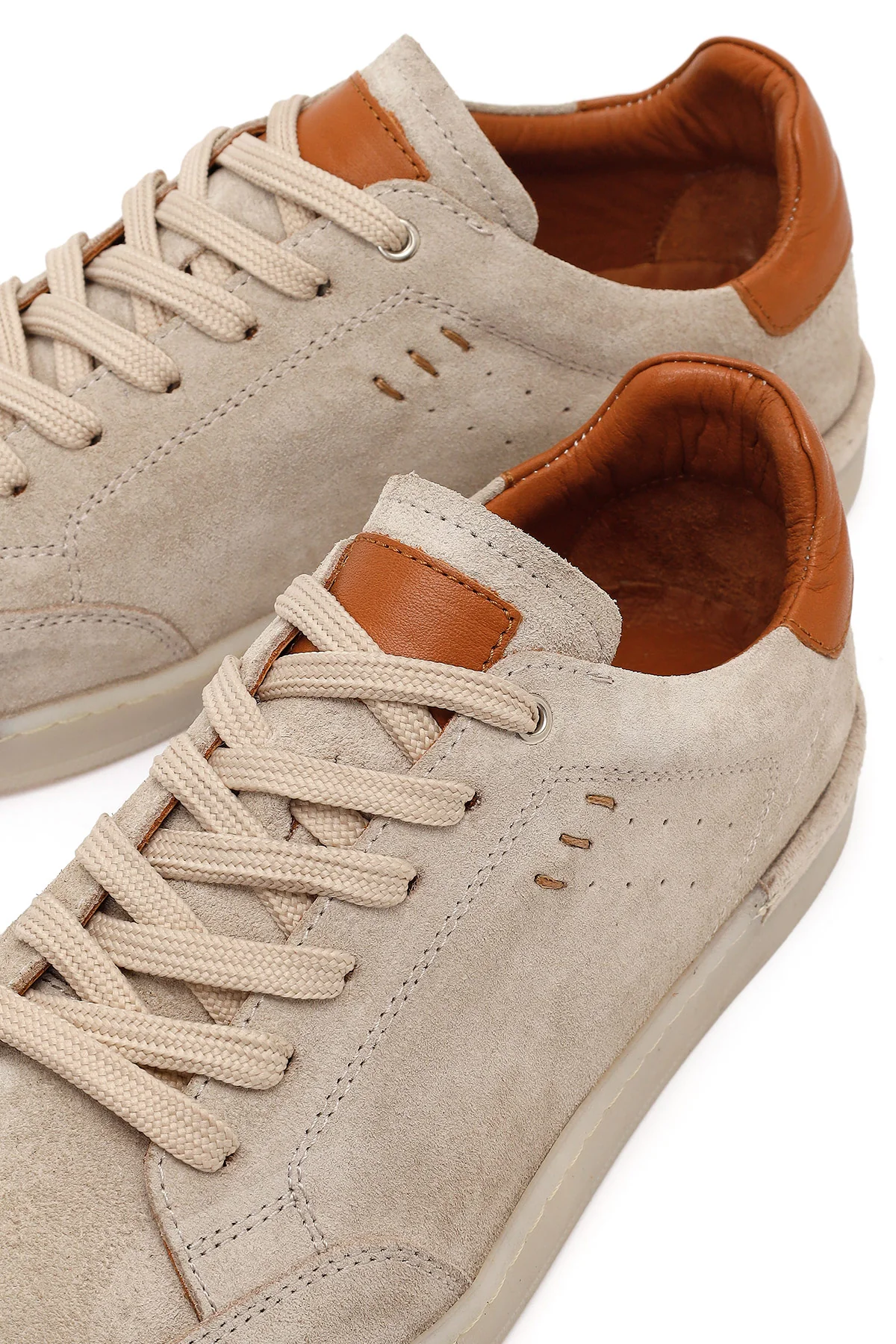 Erkek Bej Bağcıklı Süet Deri Sneaker - Image 10