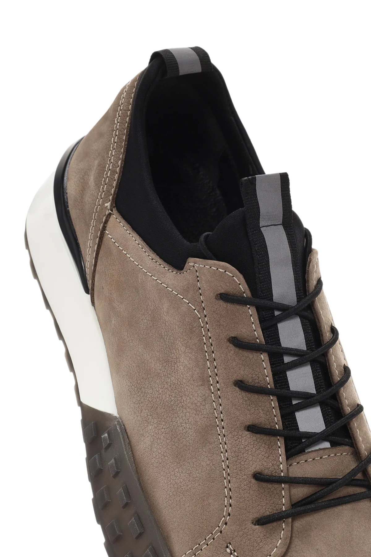 Erkek Bej Kalın Tabanlı Bağcıklı Deri Casual Sneaker - Image 9