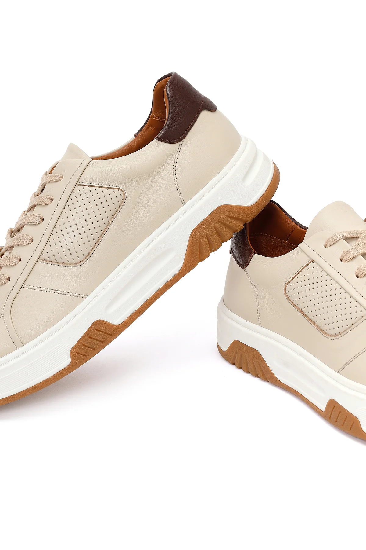 Erkek Bej Kalın Tabanlı Bağcıklı Deri Sneaker - Image 9
