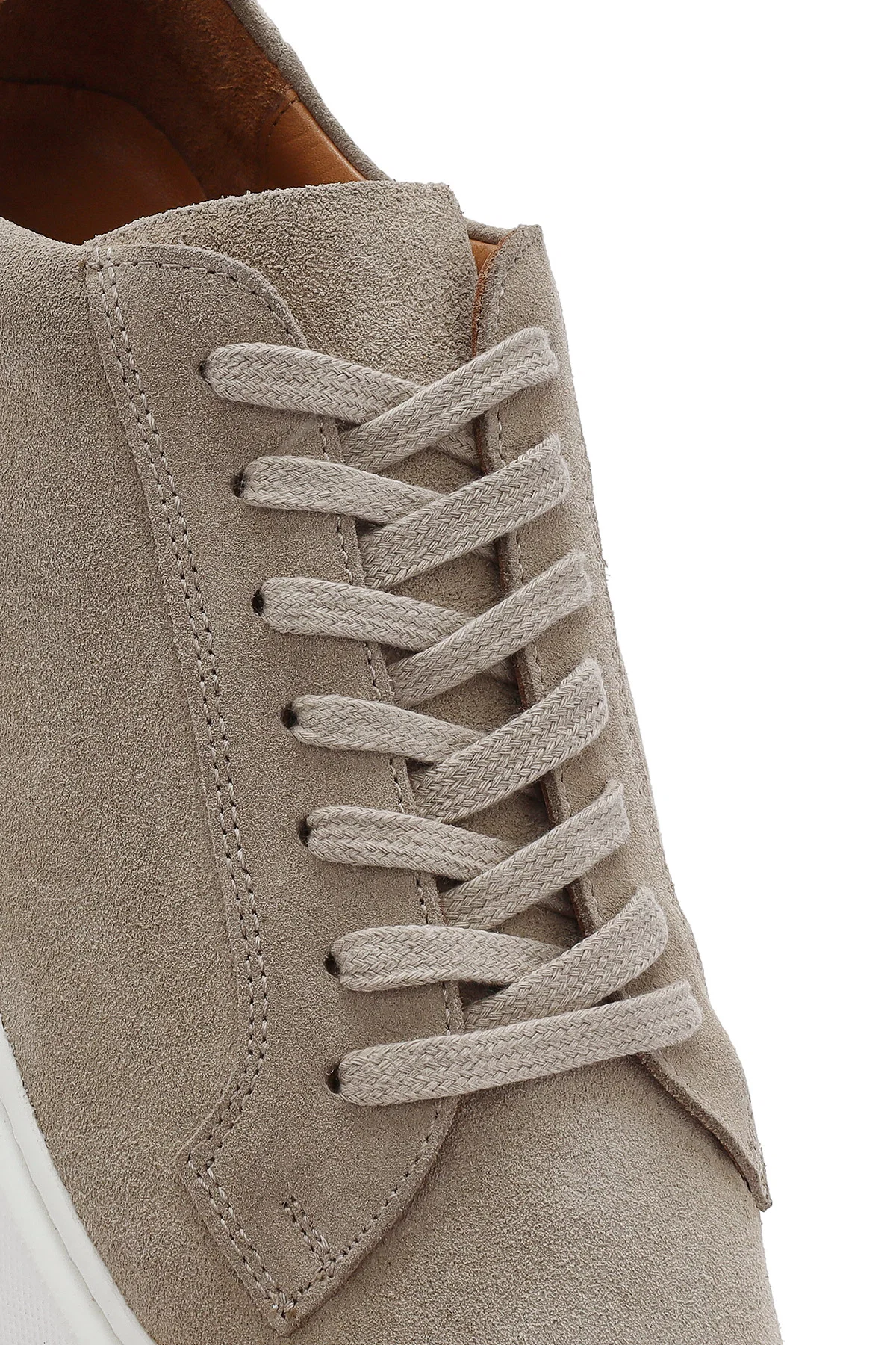 Erkek Bej Kalın Tabanlı Bağcıklı Süet Deri Sneaker - Image 9