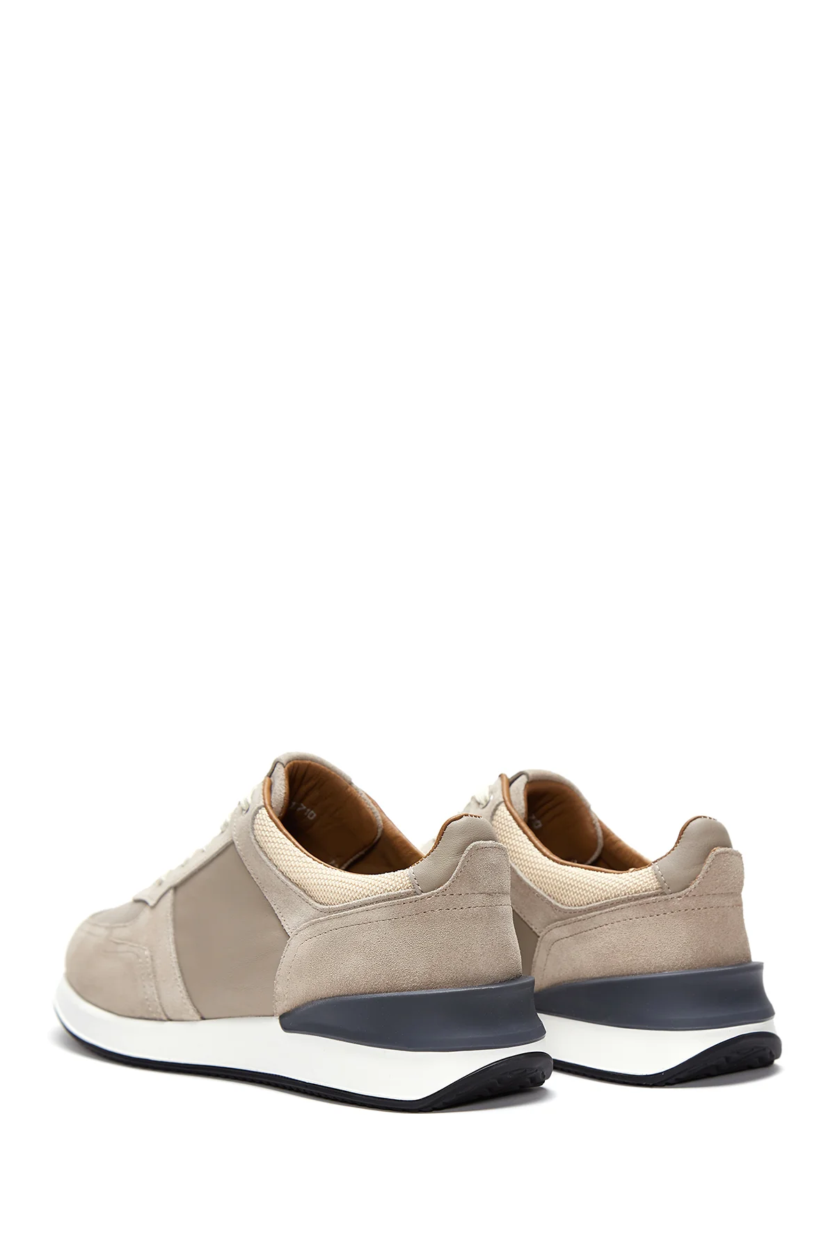 Erkek Bej Süet Deri Sneaker - Image 5