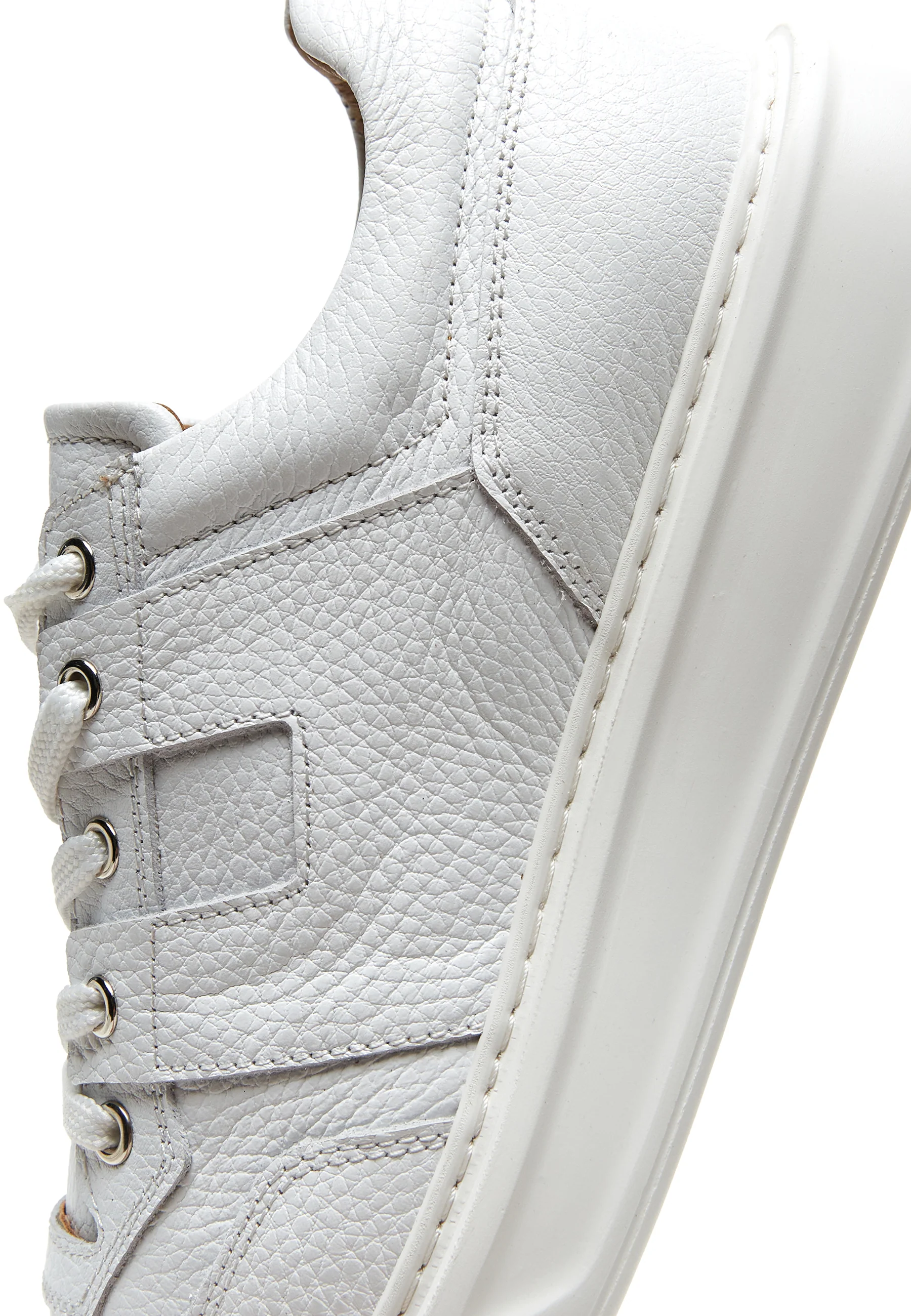 Erkek Beyaz Bağcıklı Deri Sneaker - Image 7