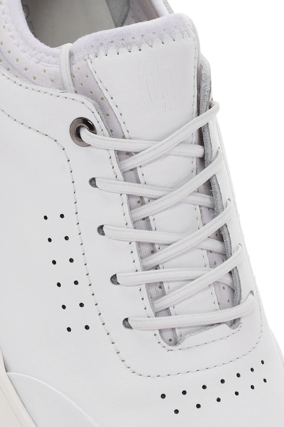 Erkek Beyaz Bağcıklı Deri Sneaker - Image 10