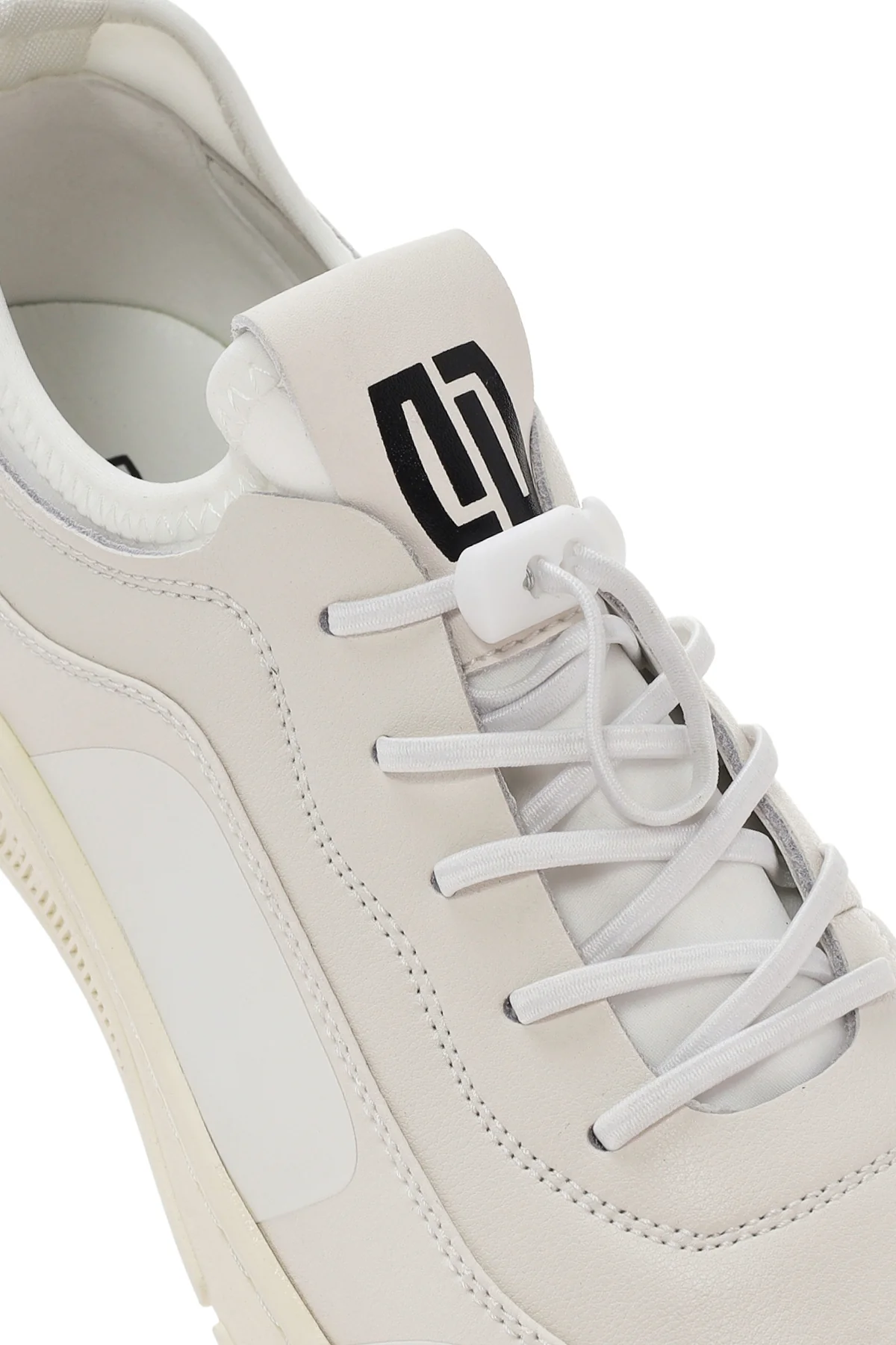 Erkek Beyaz Bağcıklı Deri Sneaker - Image 10