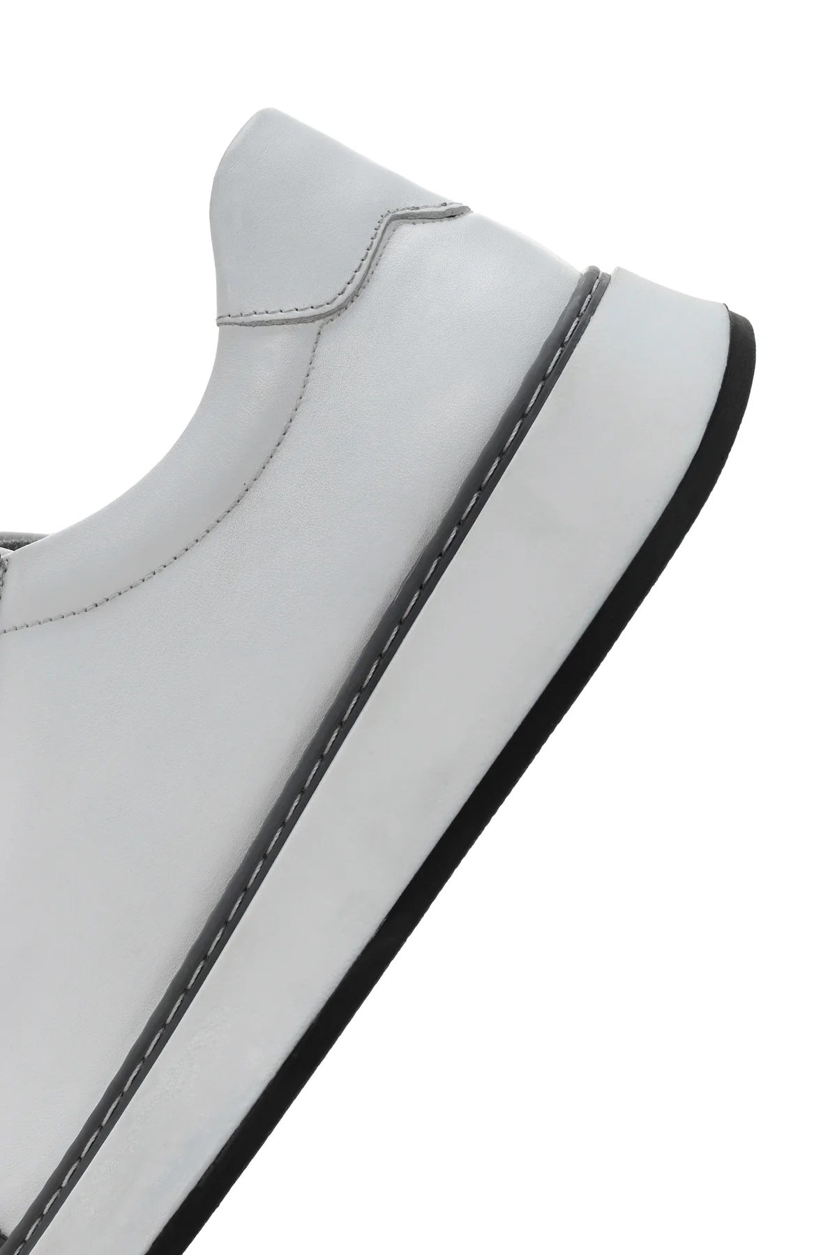 Erkek Beyaz Bağcıklı Deri Sneaker - Image 7