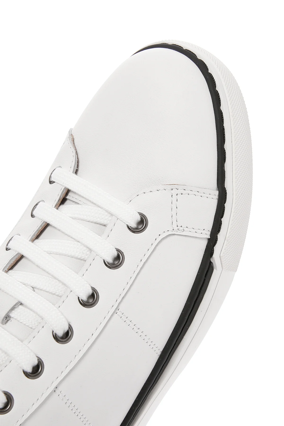 Erkek Beyaz Bağcıklı Deri Sneaker - Image 9